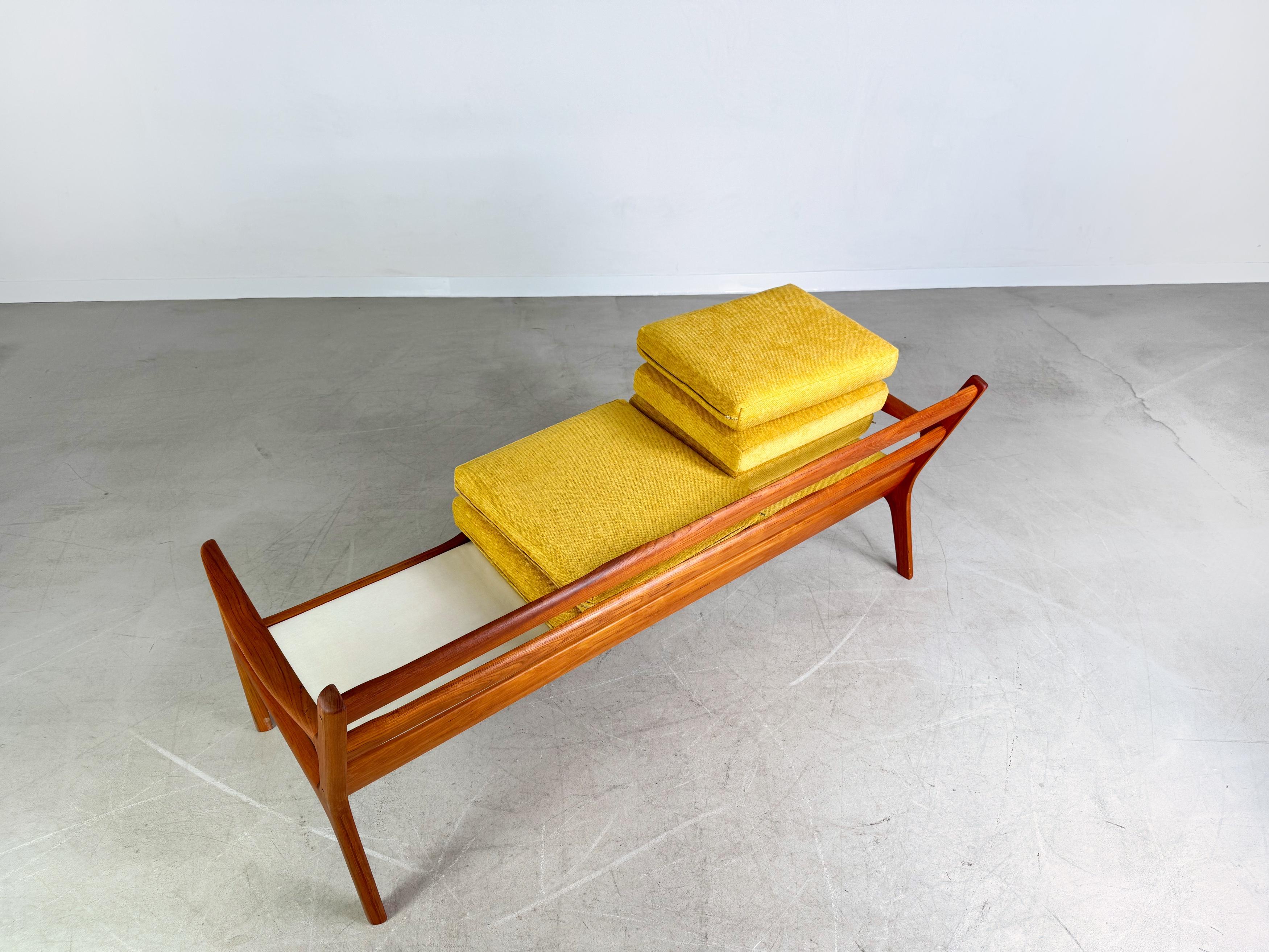 Midcentury Sofa France & Søn Couch Ole Wanscher Dreisitzer teak For Sale 1