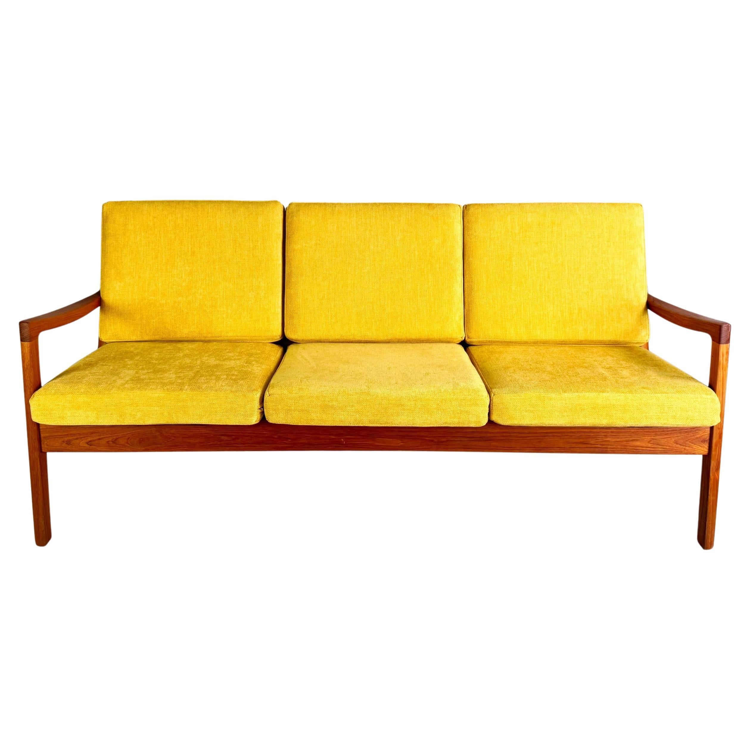 Midcentury Sofa France & Søn Couch Ole Wanscher Dreisitzer teak