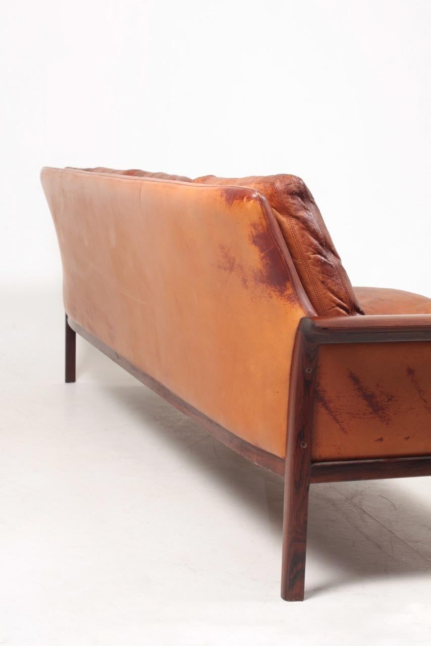 Midcentury Sofa in Patinated Leather and Solid Rosewood, Danish Design, 1950s 8