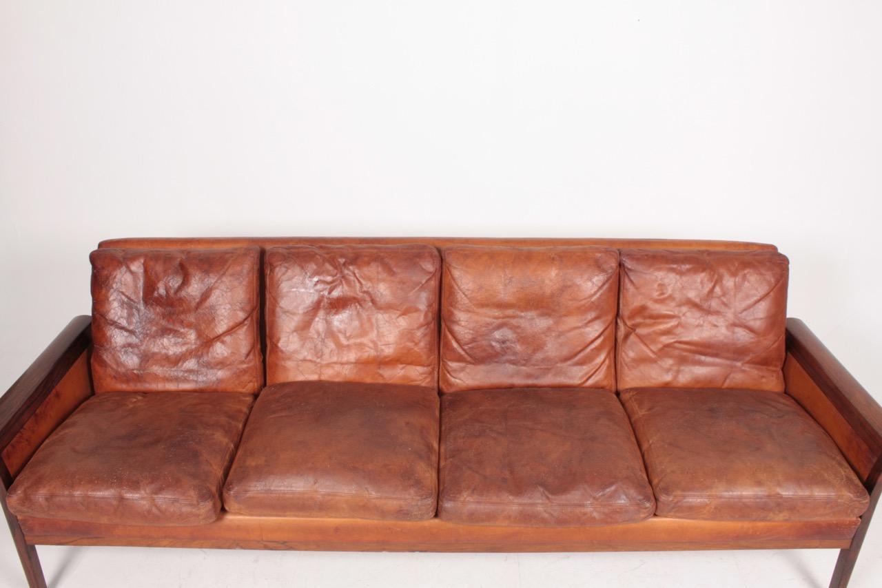 Midcentury Sofa in Patinated Leather and Solid Rosewood, Danish Design, 1950s In Good Condition In Lejre, DK