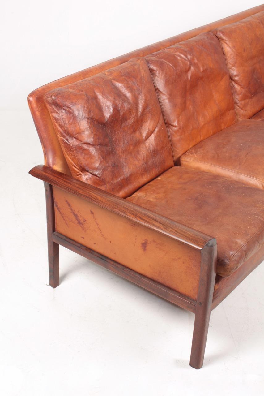 Midcentury Sofa in Patinated Leather and Solid Rosewood, Danish Design, 1950s 2