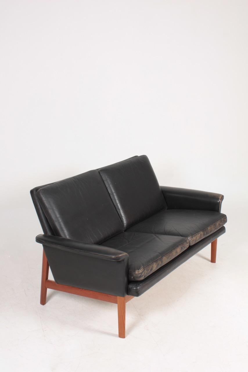 Mid-20th Century Midcentury Sofa in Patinated Leather by Finn Juhl, 1960s
