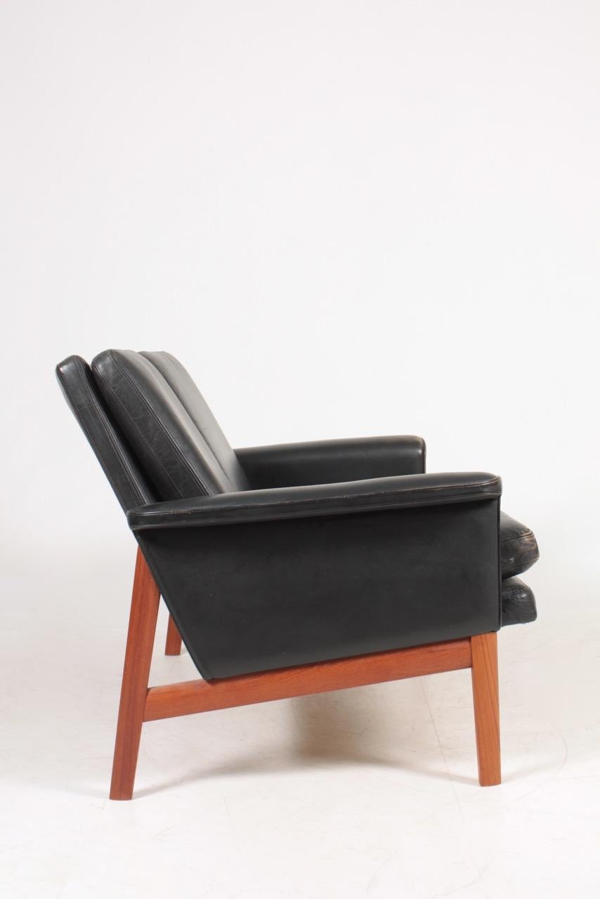 Midcentury Sofa in Patinated Leather by Finn Juhl, 1960s 1