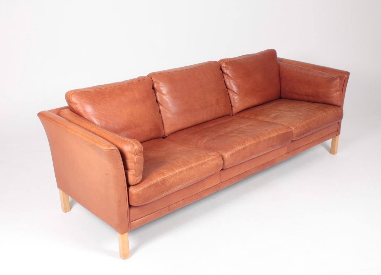 Scandinavian Modern Midcentury Sofa in Patinated Leather by Mogens Hansen, Danish Design