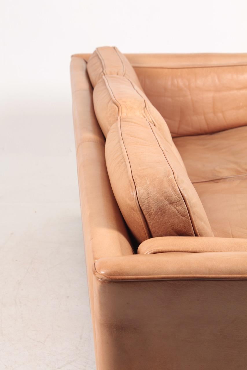 Late 20th Century Midcentury Sofa in Patinated Leather by Mogens Hansen, Danish Design