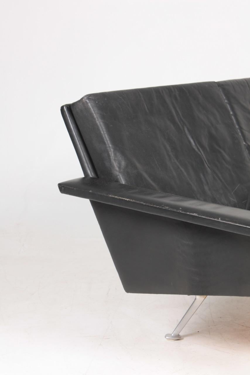 Midcentury Sofa in Patinated Leather, Danish Design, 1960s 1