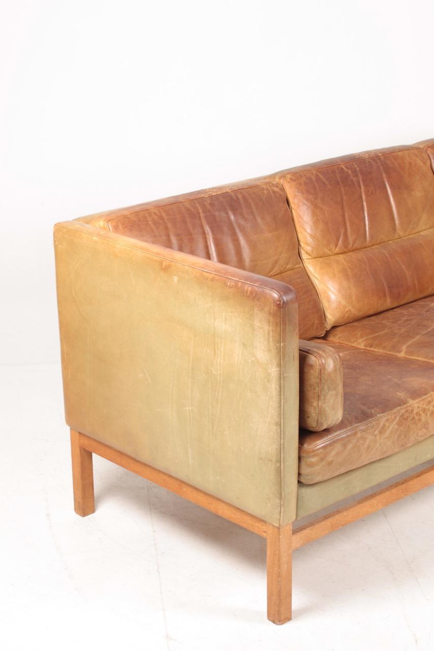 Midcentury Sofa in Patinated Leather, Danish Design, 1960s 2