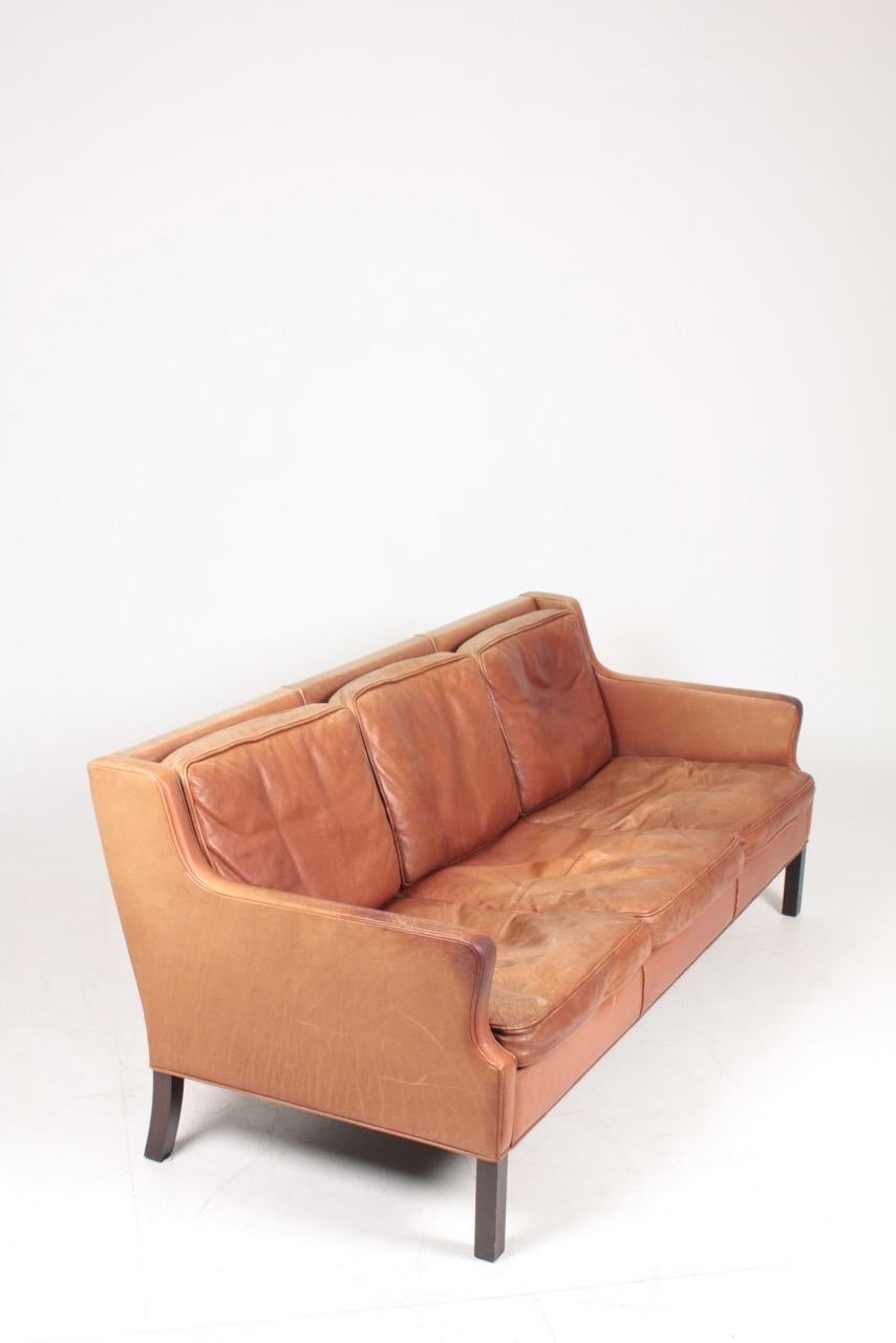 Midcentury Sofa in Patinated Leather, Danish Design, 1970s In Good Condition In Lejre, DK