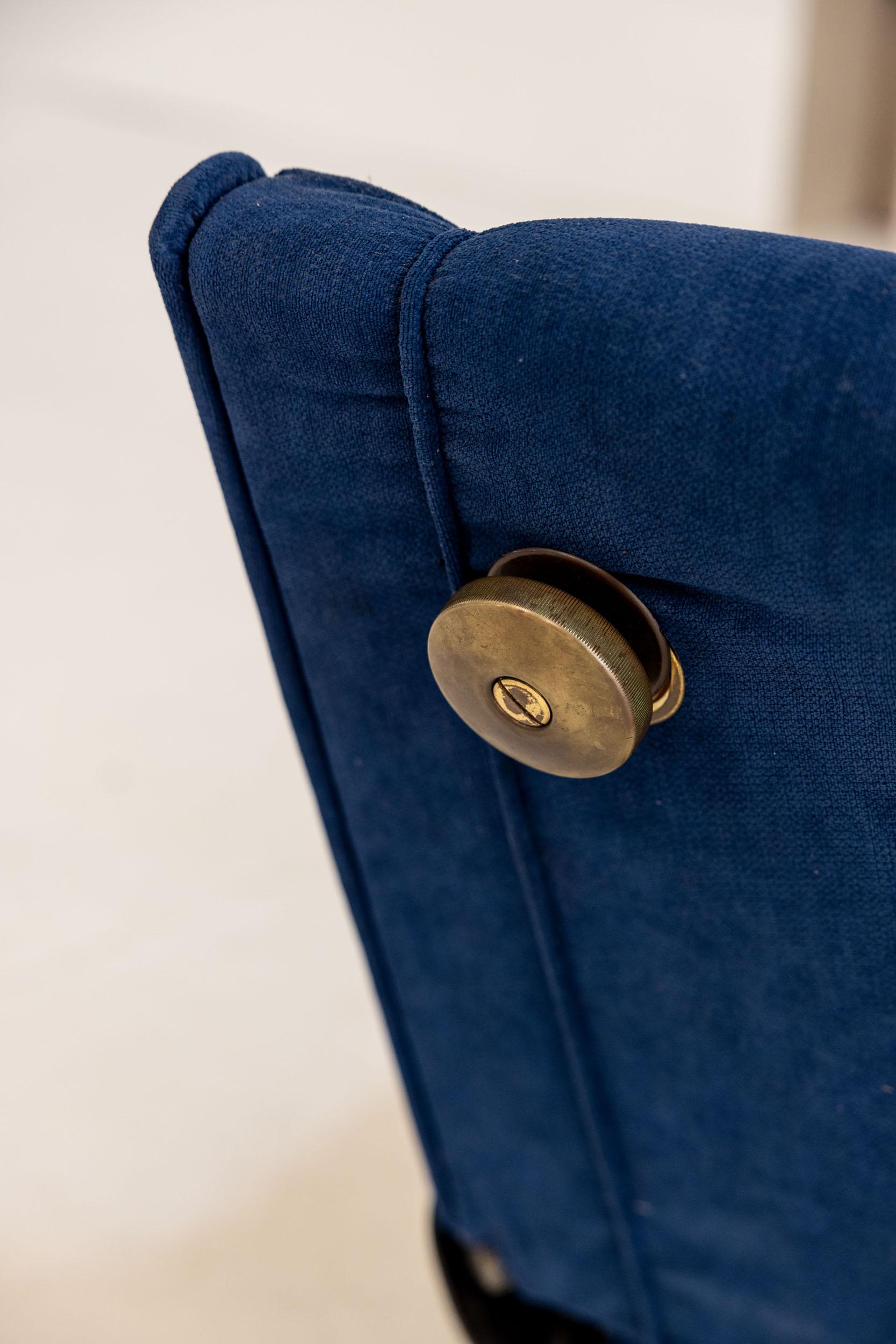 Mid-Century-Sofa mod. D70 von Osvaldo Borsani für Tecno, Italien 1954 im Angebot 5
