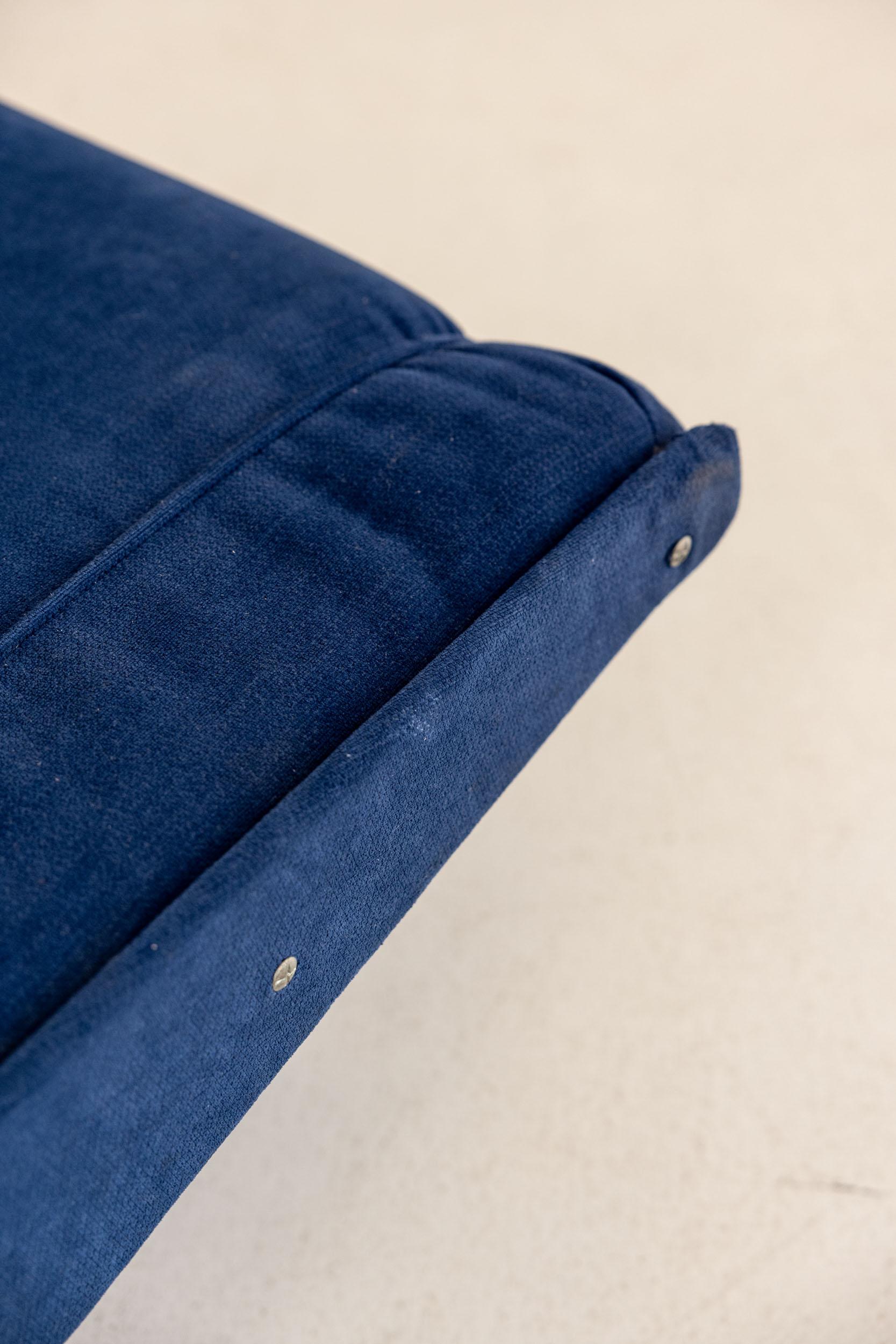 Mid-Century-Sofa mod. D70 von Osvaldo Borsani für Tecno, Italien 1954 im Angebot 2