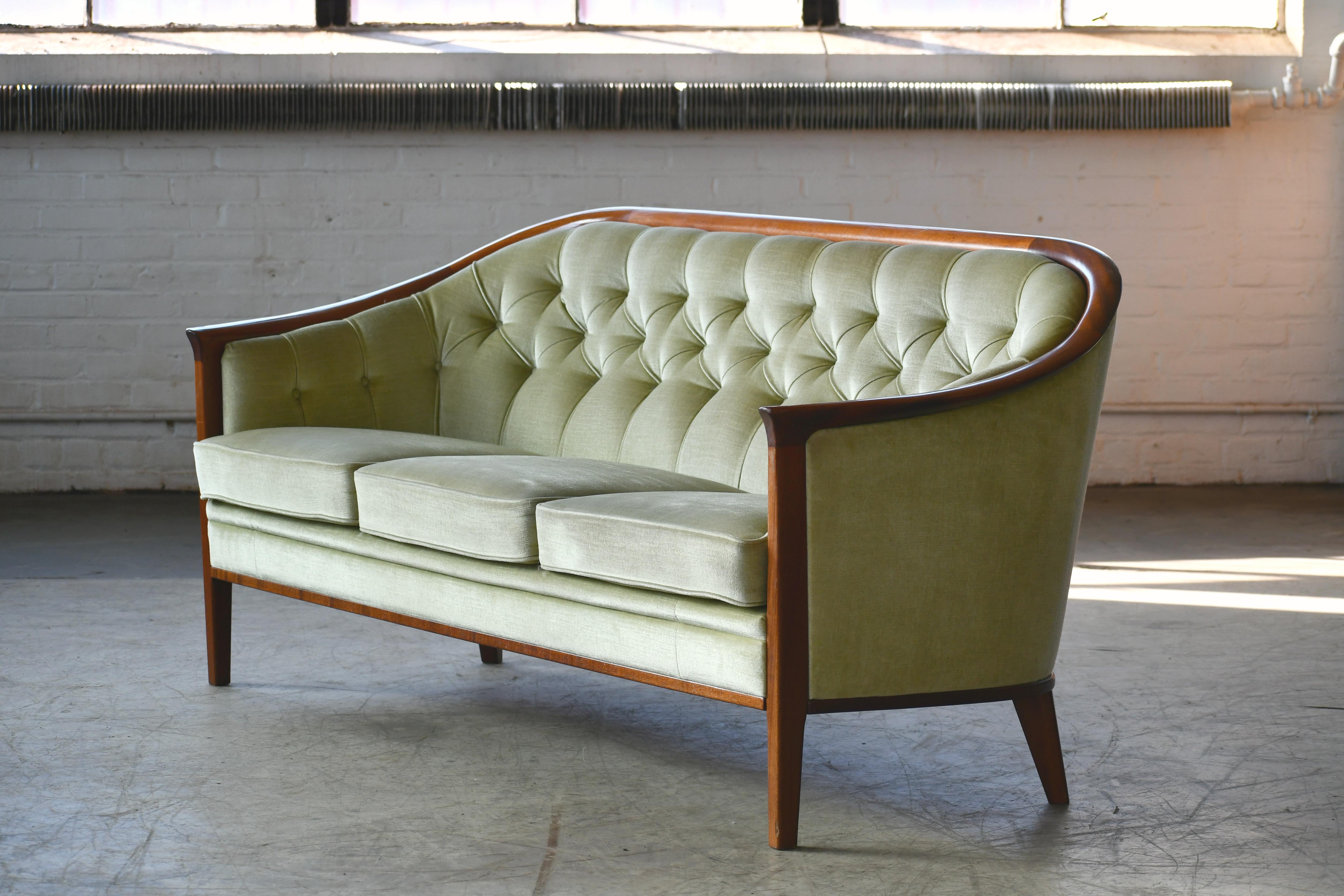 Mid-Century Modern Midcentury Sofa Model 