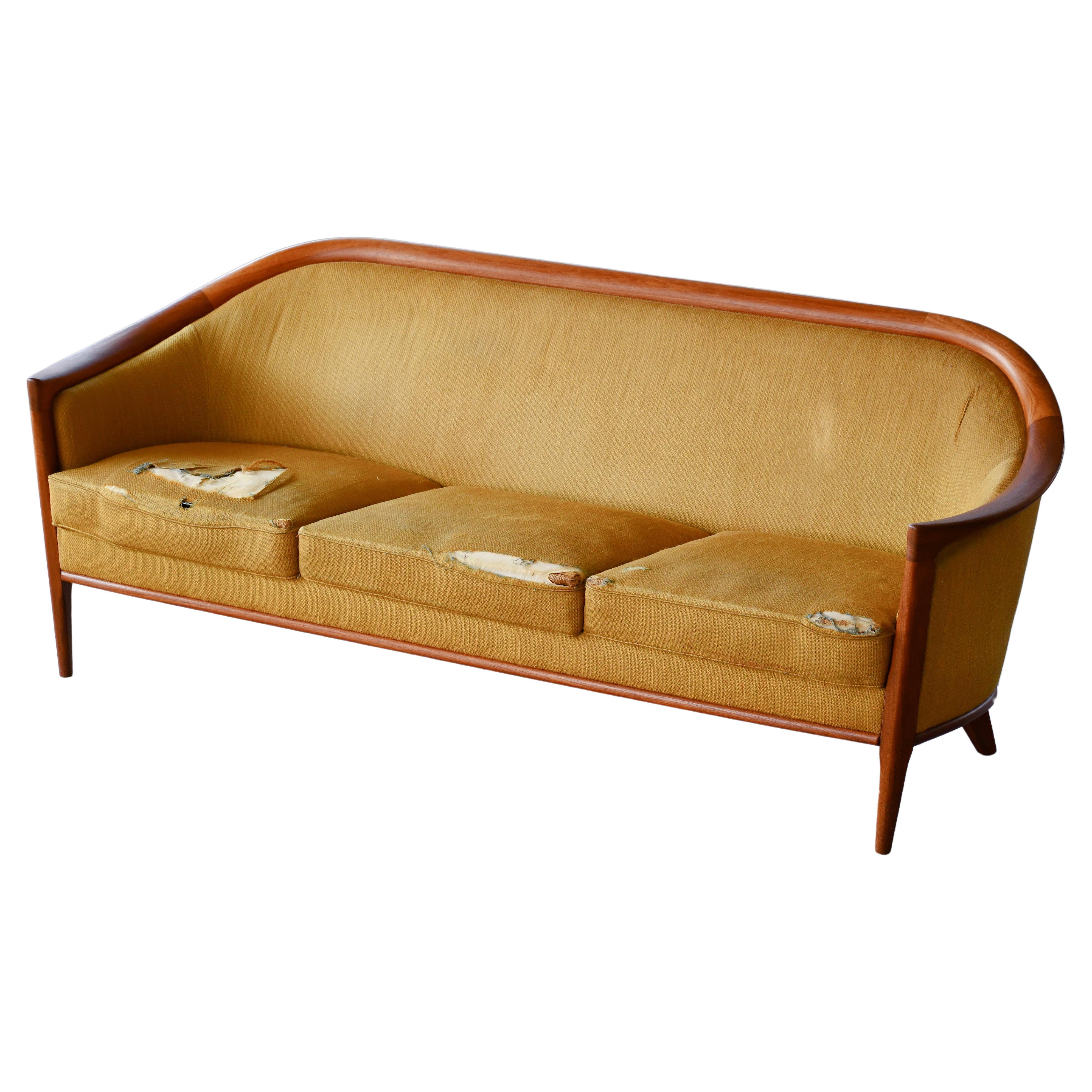 Midcentury Sofa Model "Aristokrat" by Bertil Fridhagen, Sweden, 1960s For Sale
