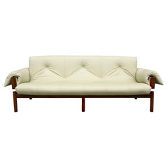 Midcentury Sofa MP-13 by Percival Lafer in Hardwood & Beige Leather, 1967 Brasil