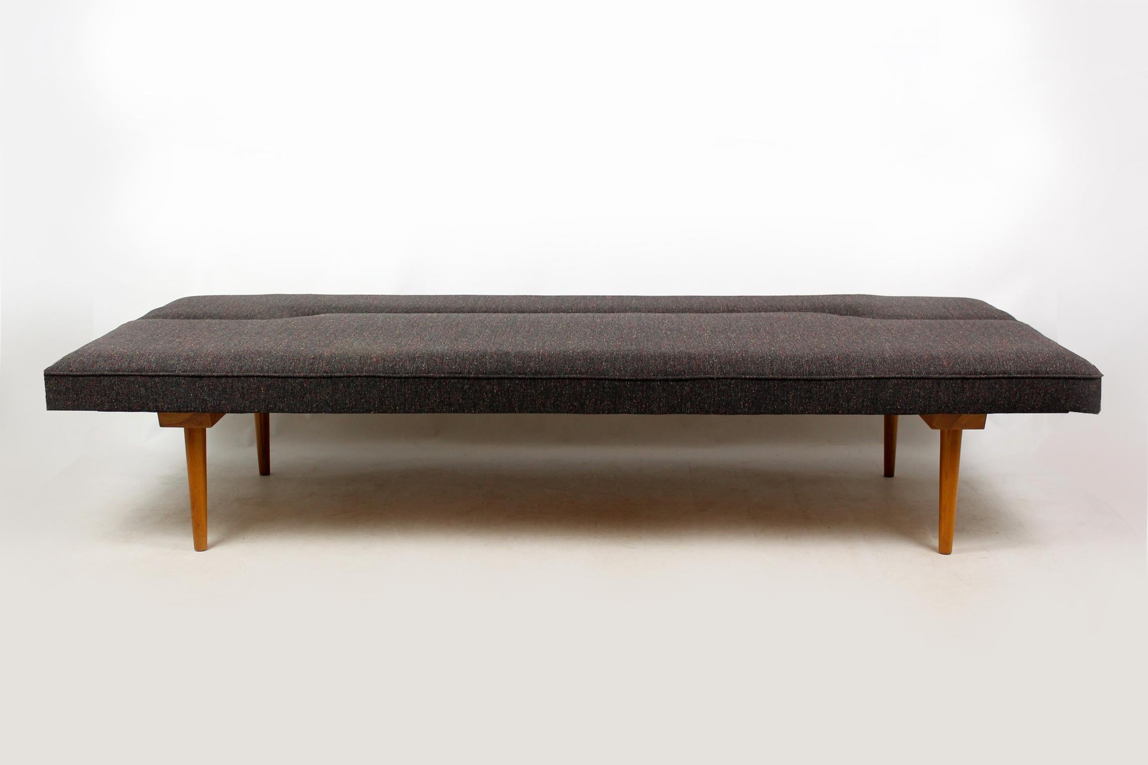 Fabric Midcentury Sofa or Daybed by Miroslav Navratil, 1960s