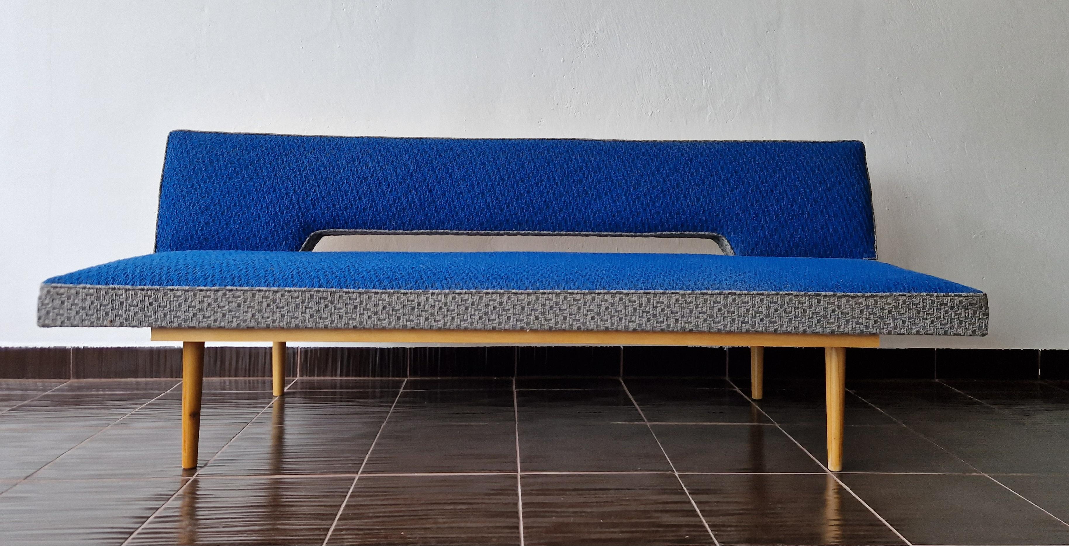 Fabric Midcentury Sofa or Daybed designed by Miroslav Navratil, 1960s. For Sale