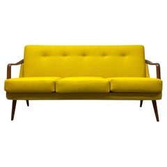 Divano del Medioevo Teak Giallo Lana Tre Posti