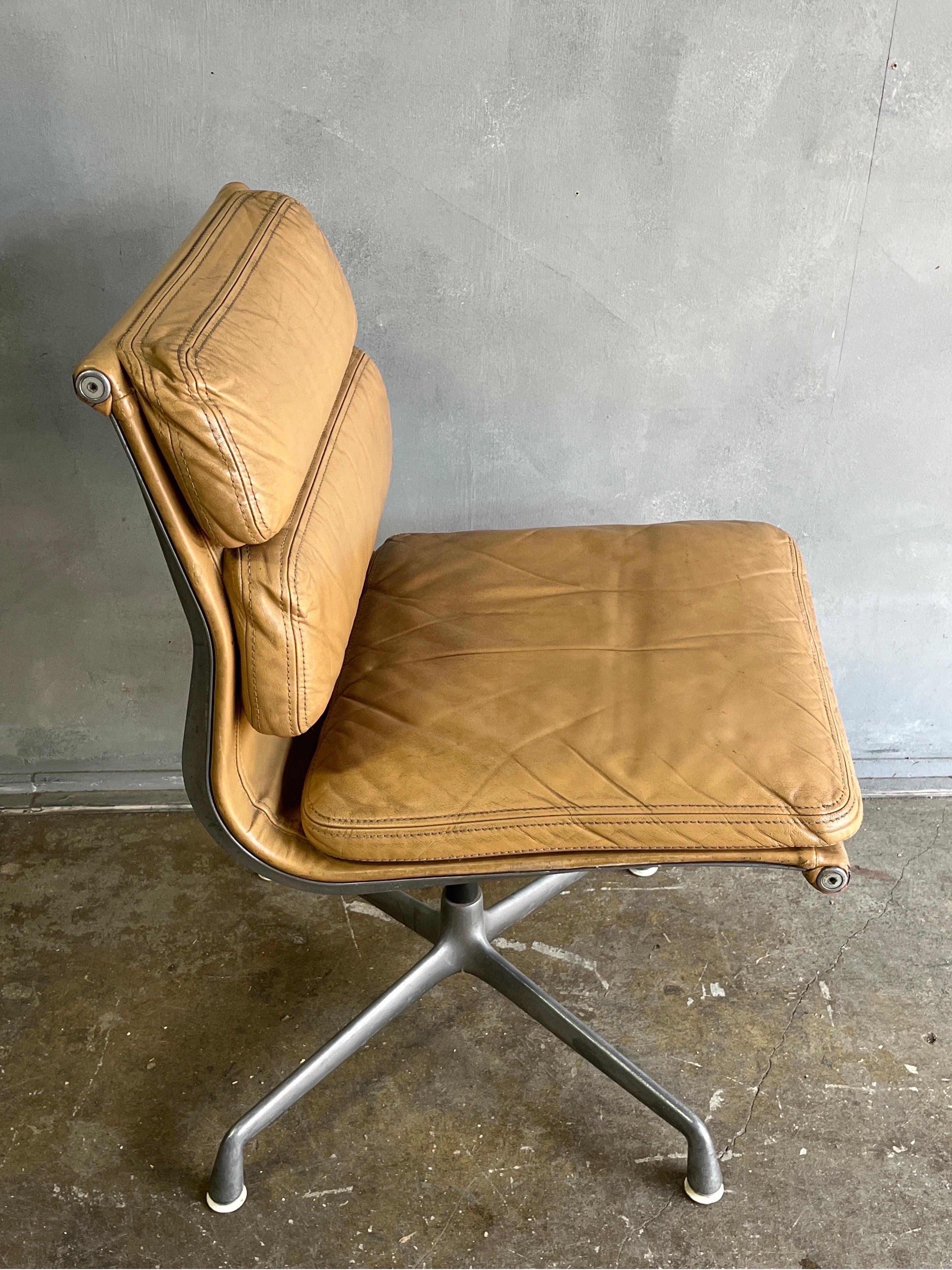 Midcentury Soft Pad Chair by Eames for Herman Miller 6