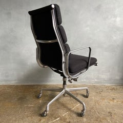 Chaise Soft Pad du milieu du siècle par Eames pour Herman Miller