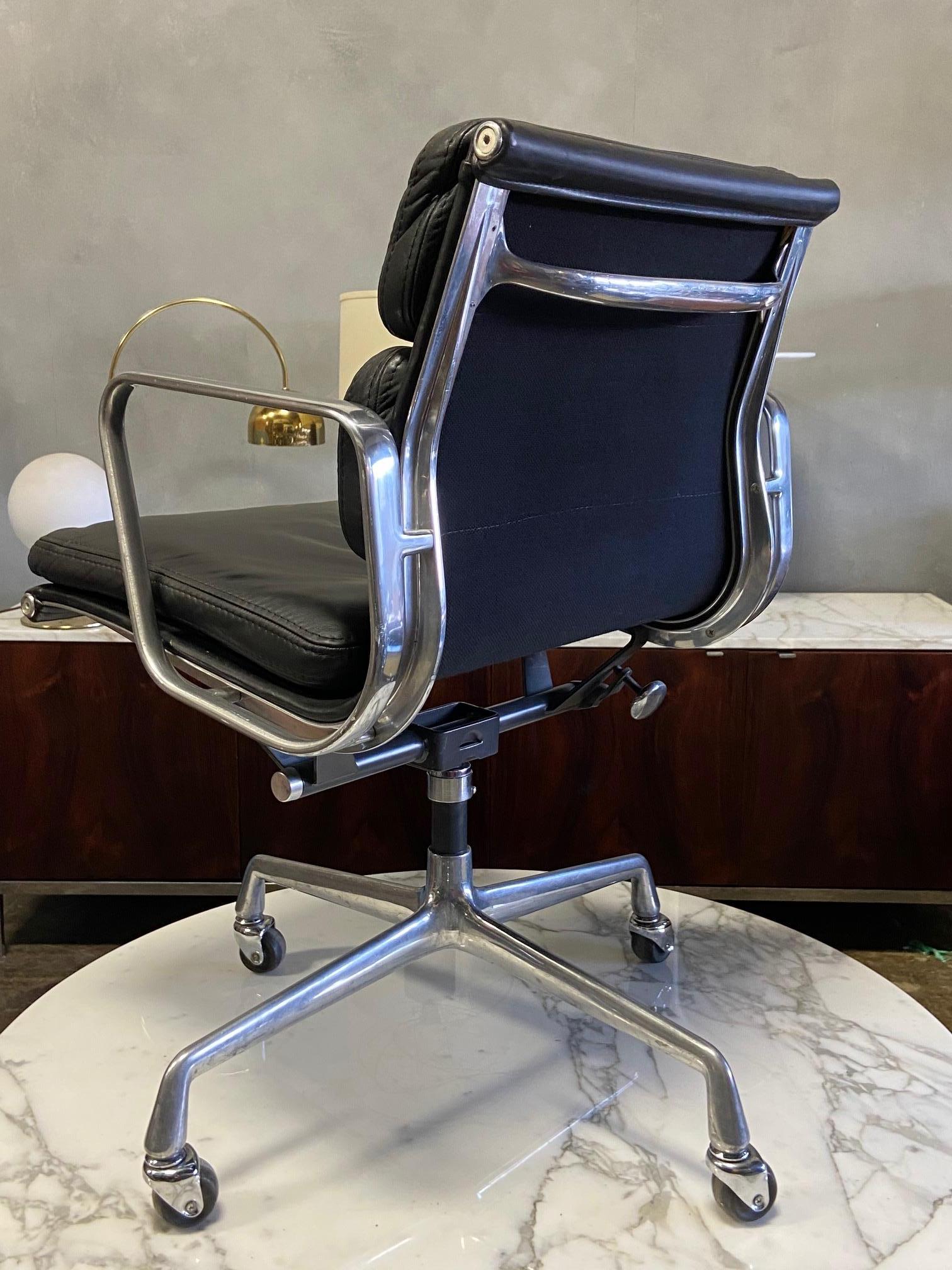 Midcentury Soft Pad Chair by Eames for Herman Miller 1