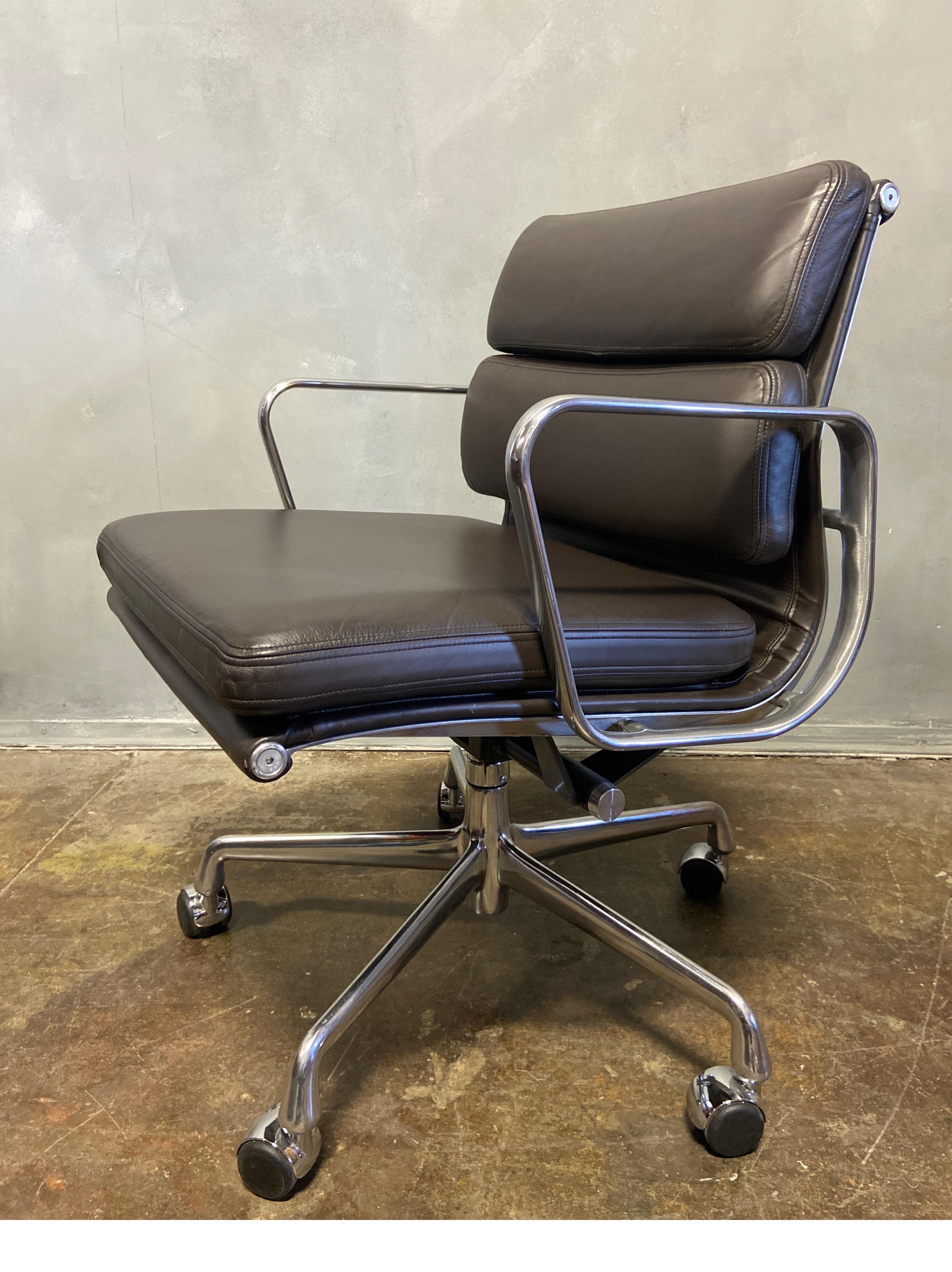 Midcentury Soft Pad Chairs by Eames for Herman Miller In Good Condition In BROOKLYN, NY