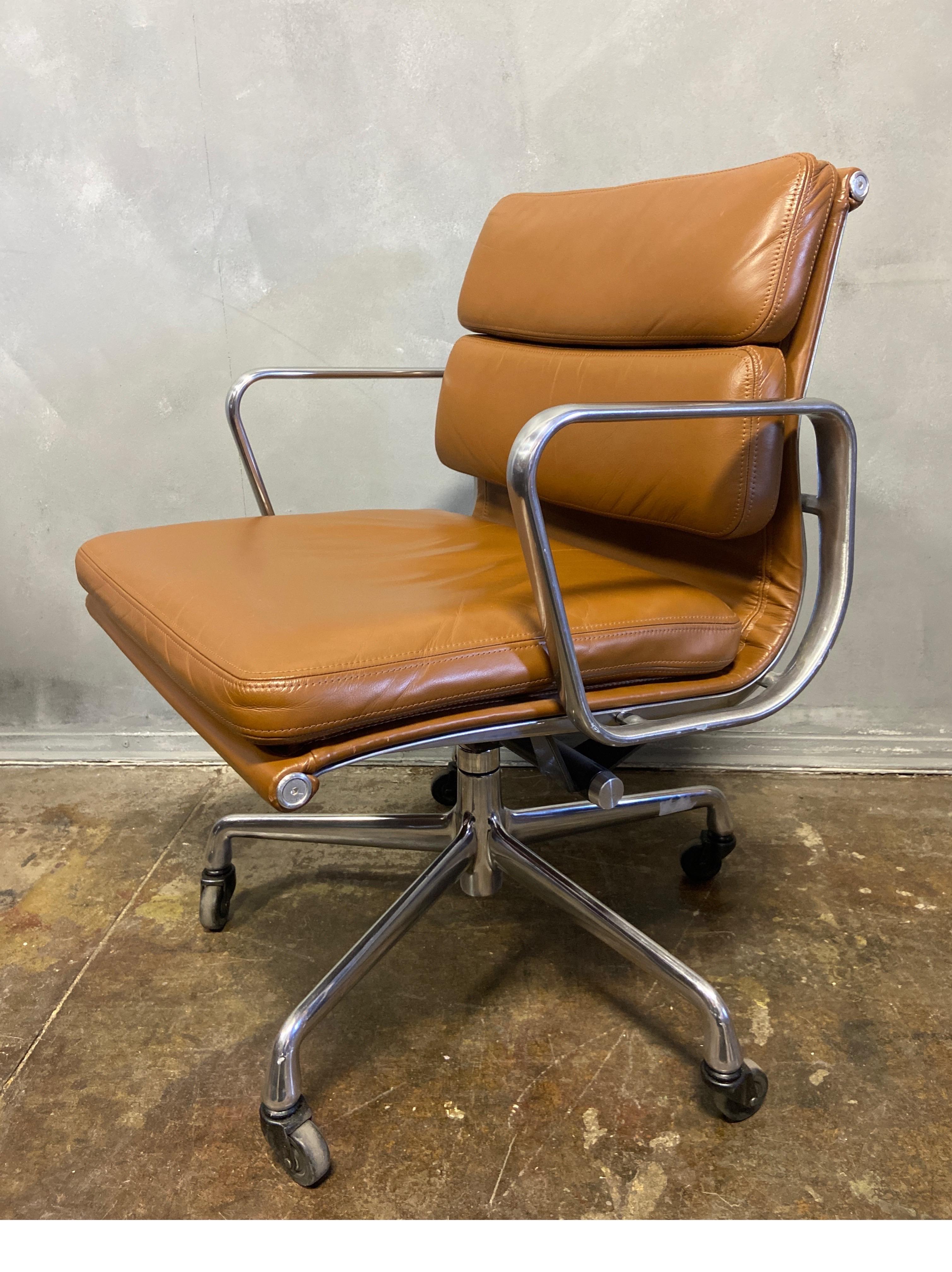 Midcentury Soft Pad Chairs by Eames for Herman Miller In Good Condition In BROOKLYN, NY