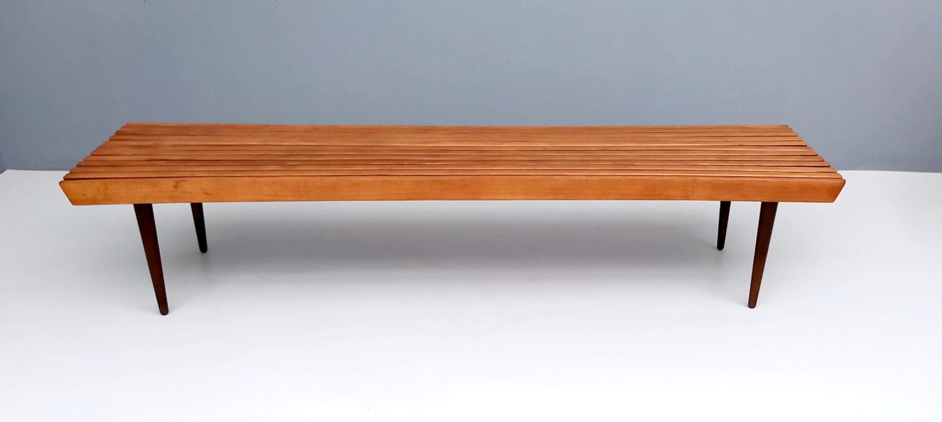 Midcentury Solid Wood Bench with Ebonized Wood Legs, Italy In Good Condition In Bresso, Lombardy