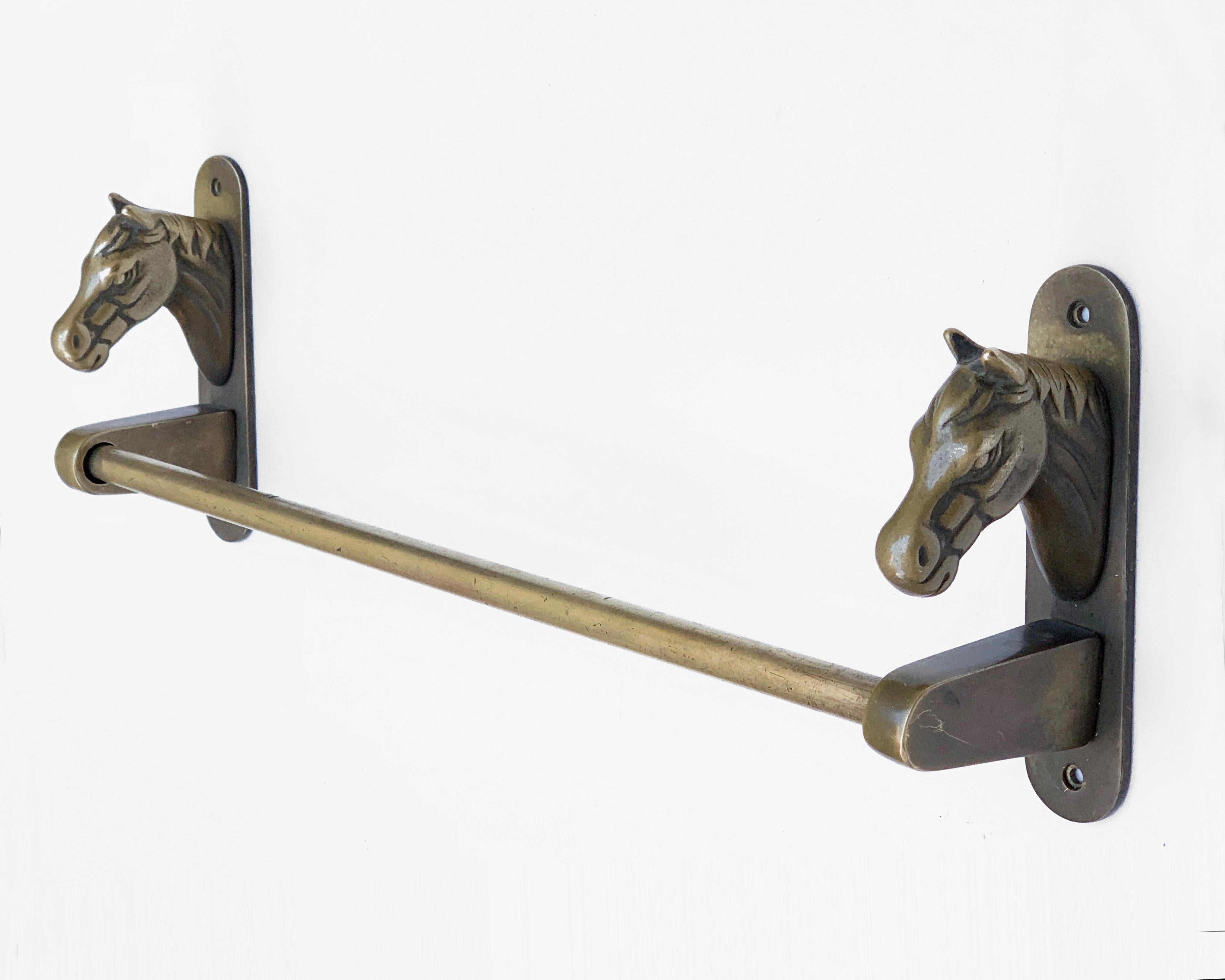 20th Century Midcentury Solid Brass Italian Towel Holder with Horse Heads, 1950s For Sale