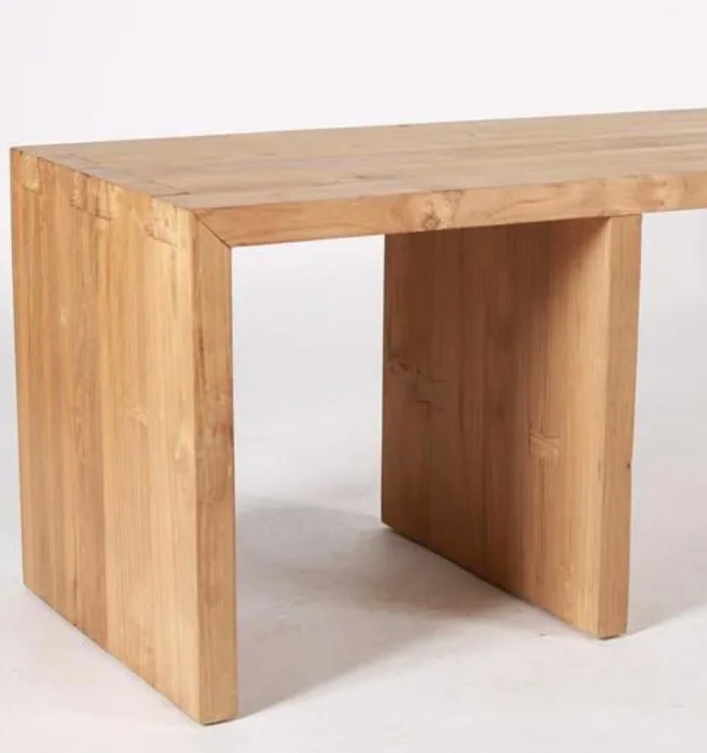 Mid-Century moderno Panchina Studio A in ciliegio massiccio del Medioevo su 3 gambe con giunture a farfalla in vendita