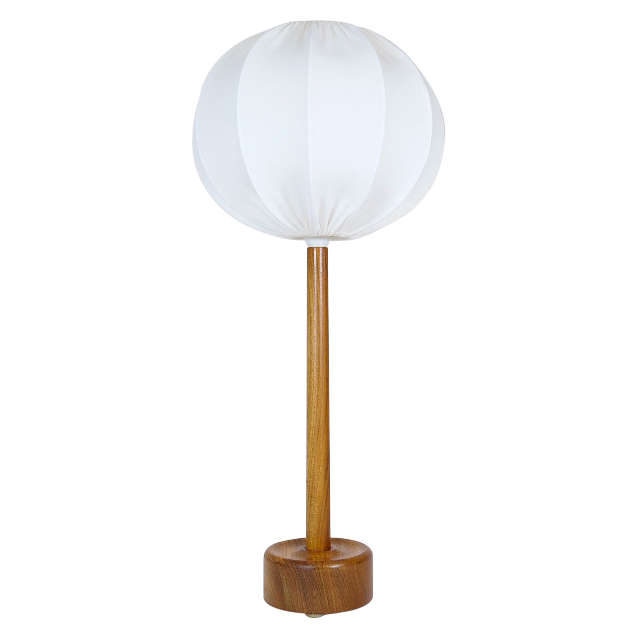 Midcentury-Tischlampe aus massivem Teakholz, 1960er Jahre, Schweden