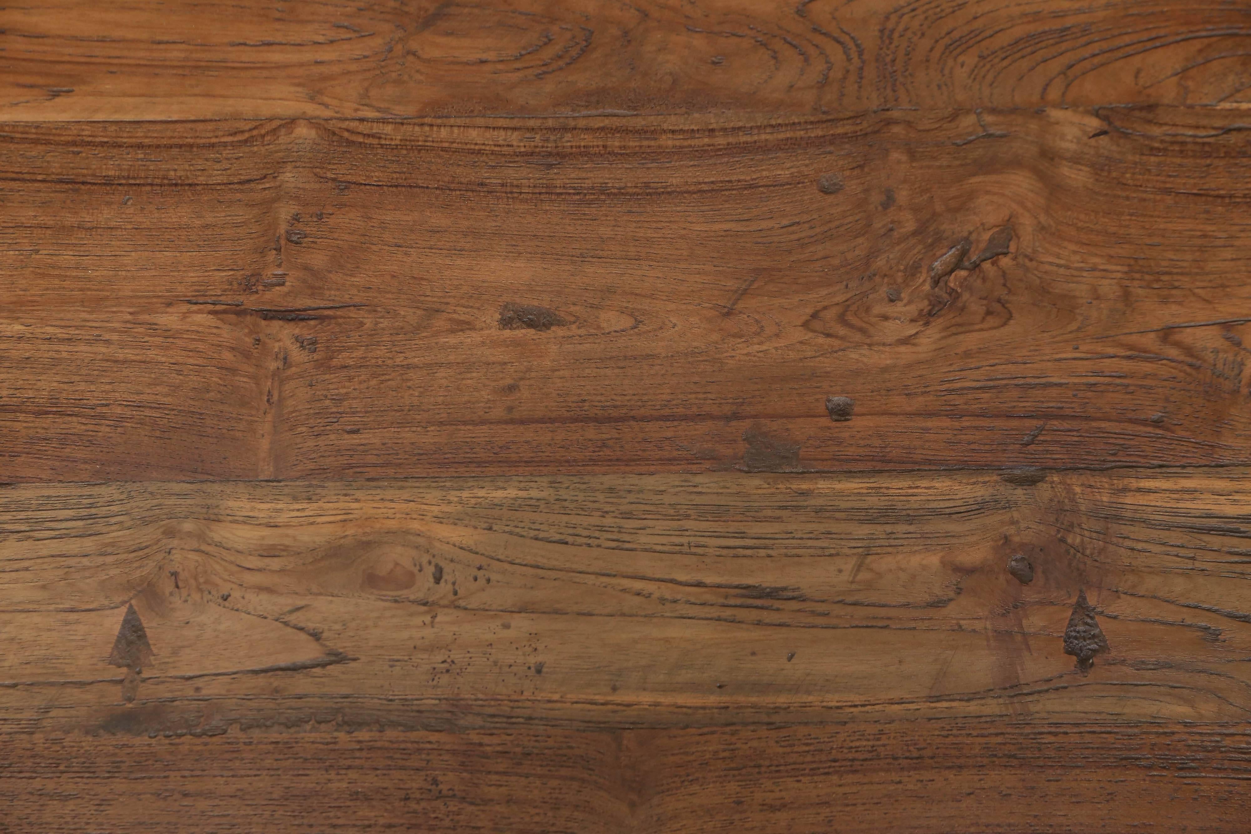 Midcentury Solid Teakwood Round Cocktail Table Made with Recycled Old Beams For Sale 2