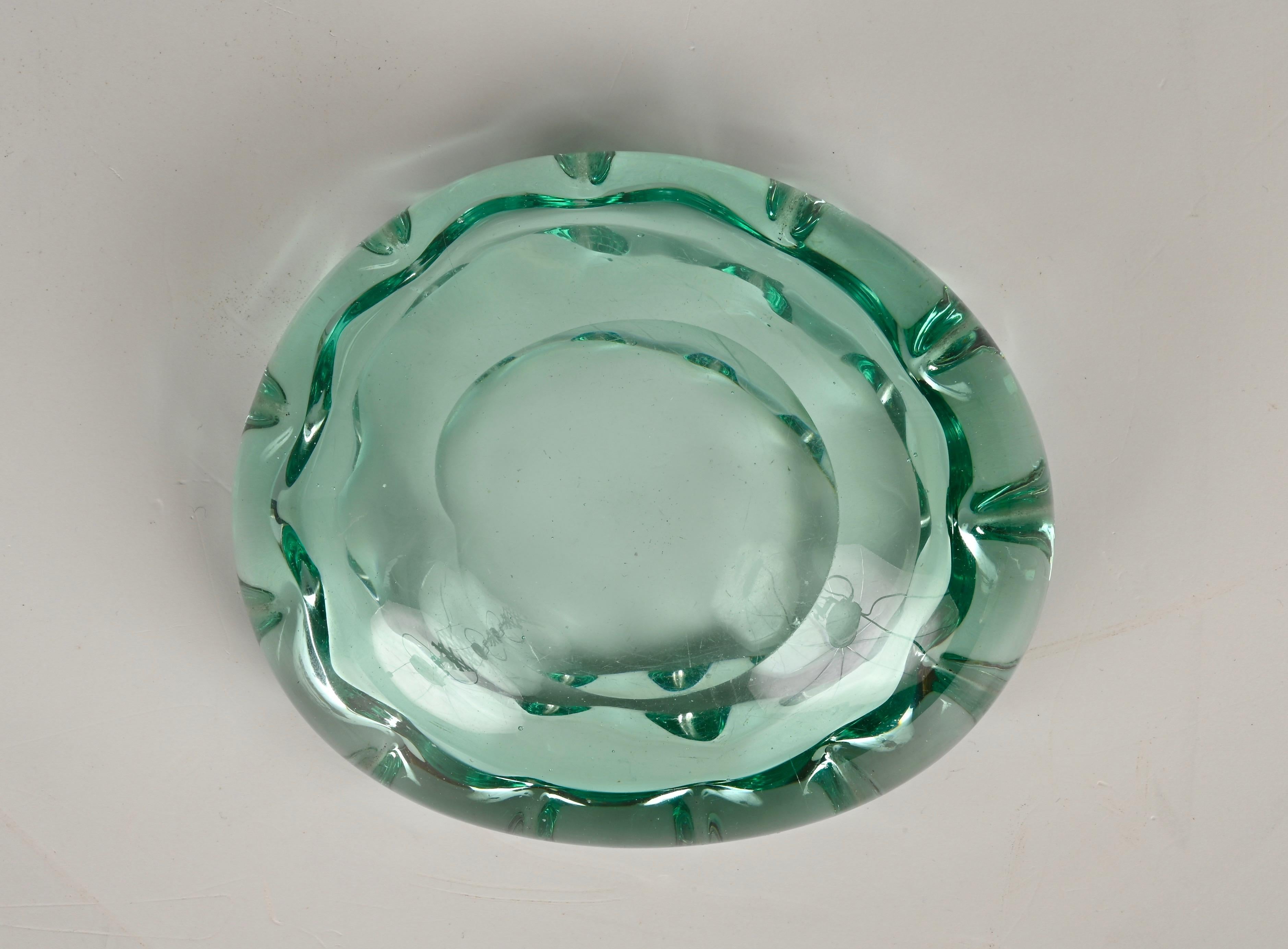 Mid-Century Sommerso Murano Crystal Green Glass Italian Decorative Bowl, 1960s 6