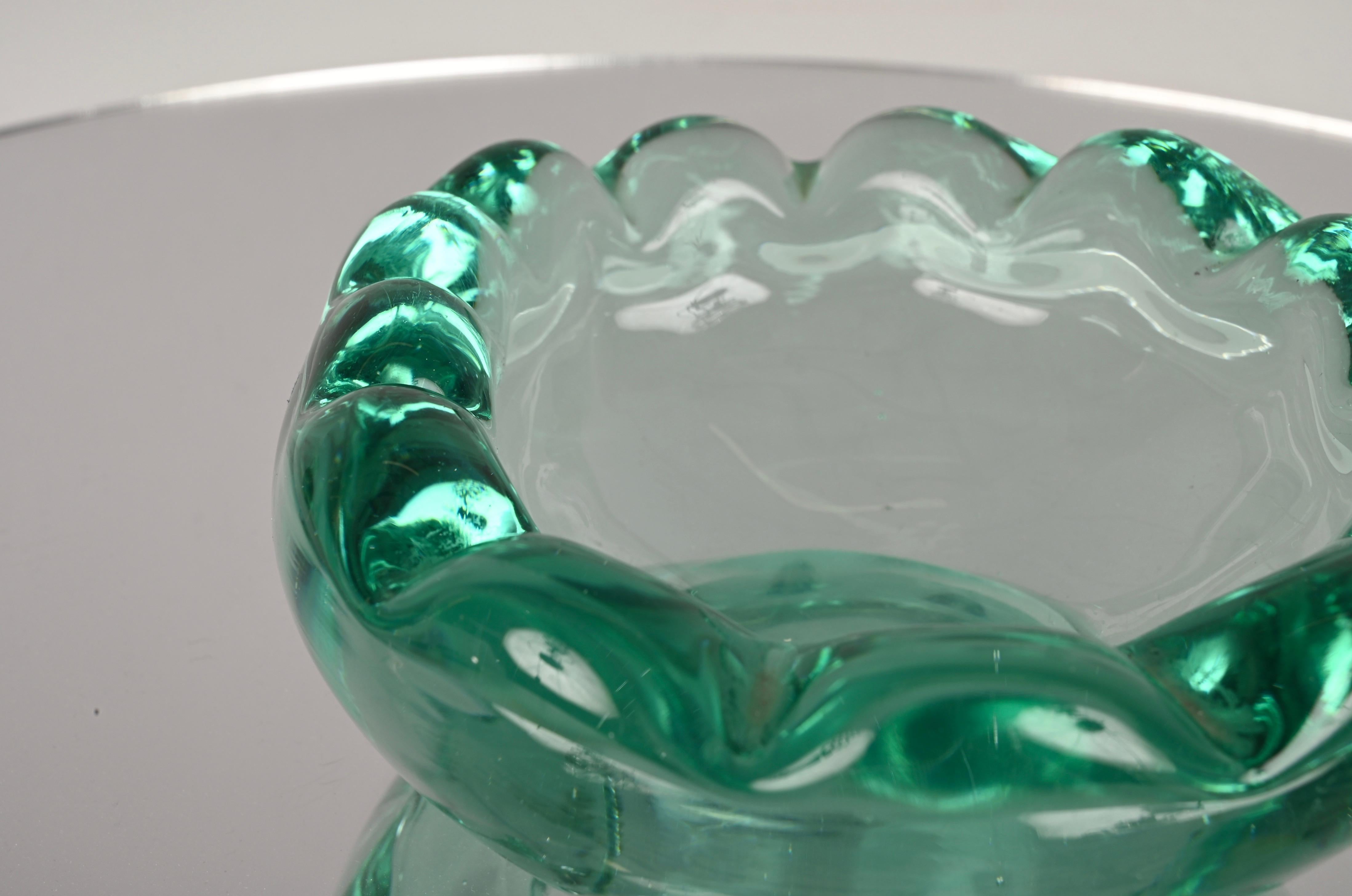 Mid-Century Sommerso Murano Crystal Green Glass Italian Decorative Bowl, 1960s 9
