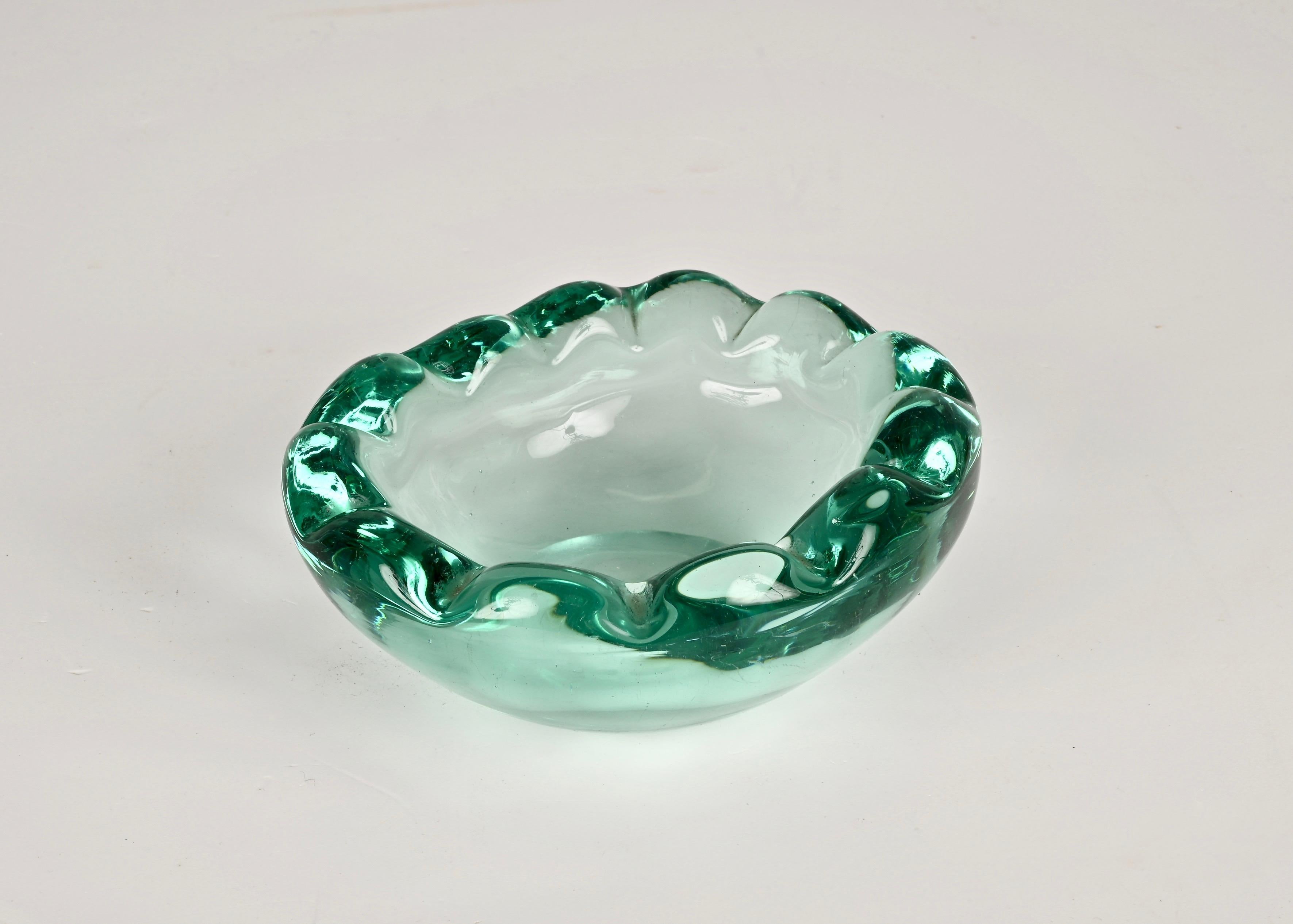 Mid-Century Sommerso Murano Crystal Green Glass Italian Decorative Bowl, 1960s 1