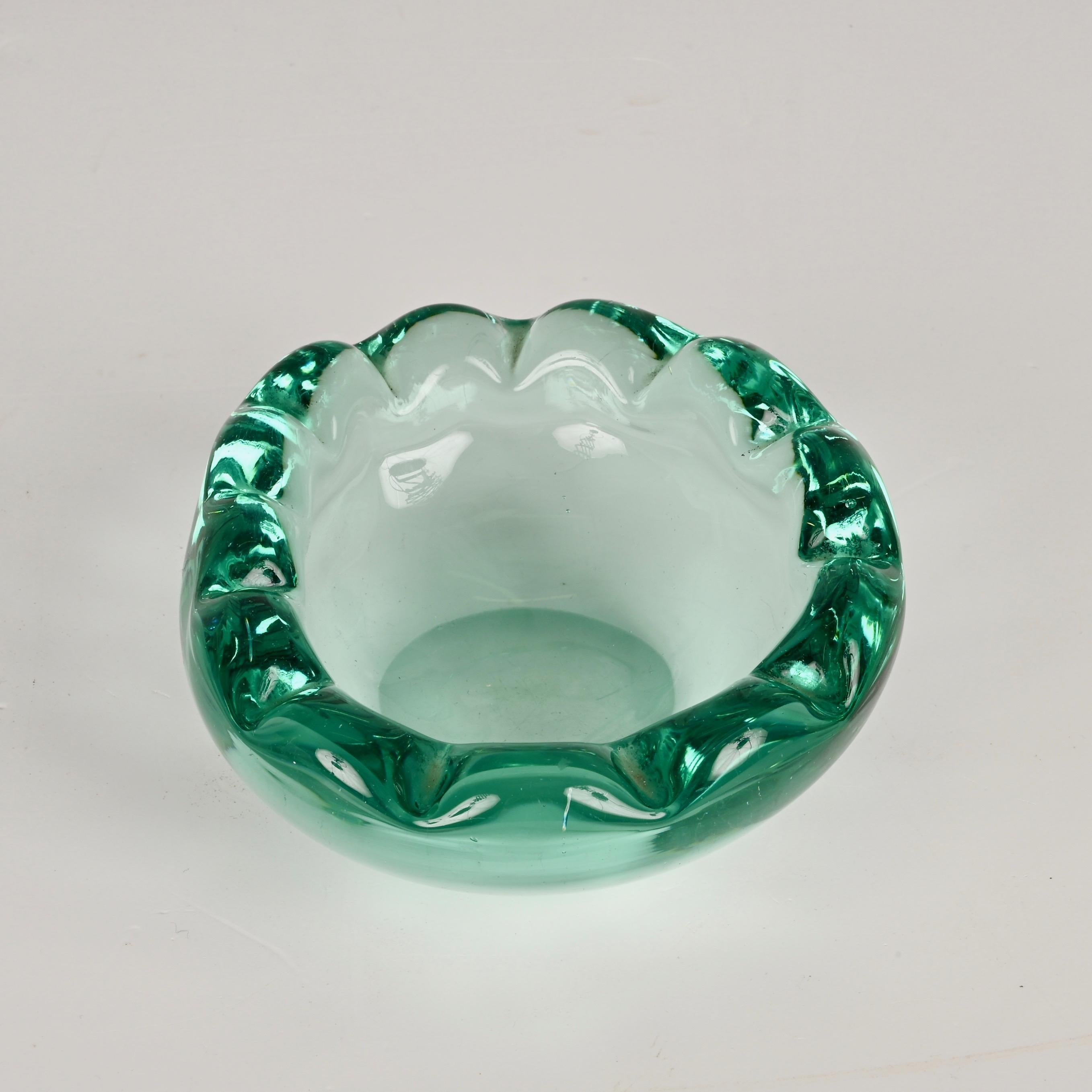 Mid-Century Sommerso Murano Crystal Green Glass Italian Decorative Bowl, 1960s 2