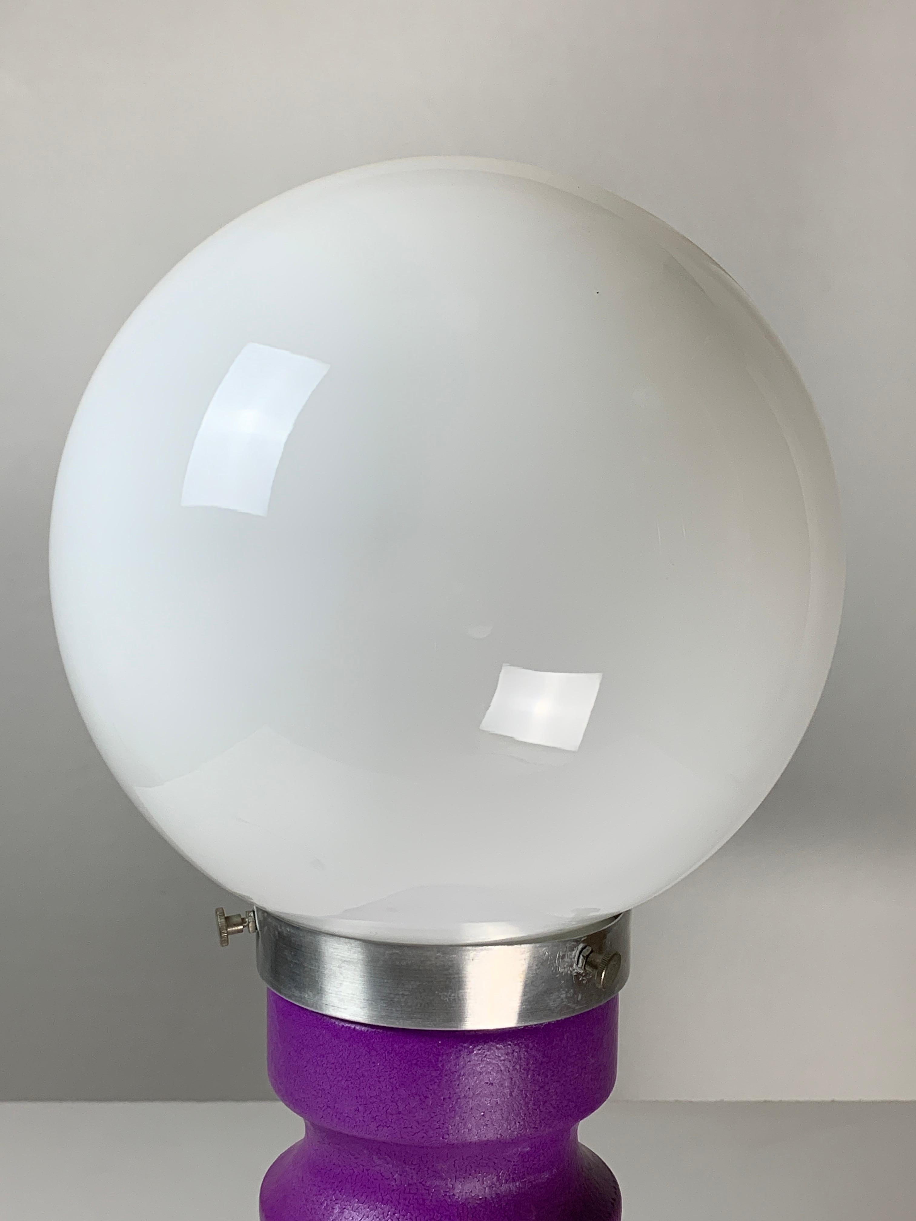 Milieu du XXe siècle Lampe de table en céramique de l'ère spatiale du milieu du siècle dernier par Cari Zalloni pour Steuler en vente