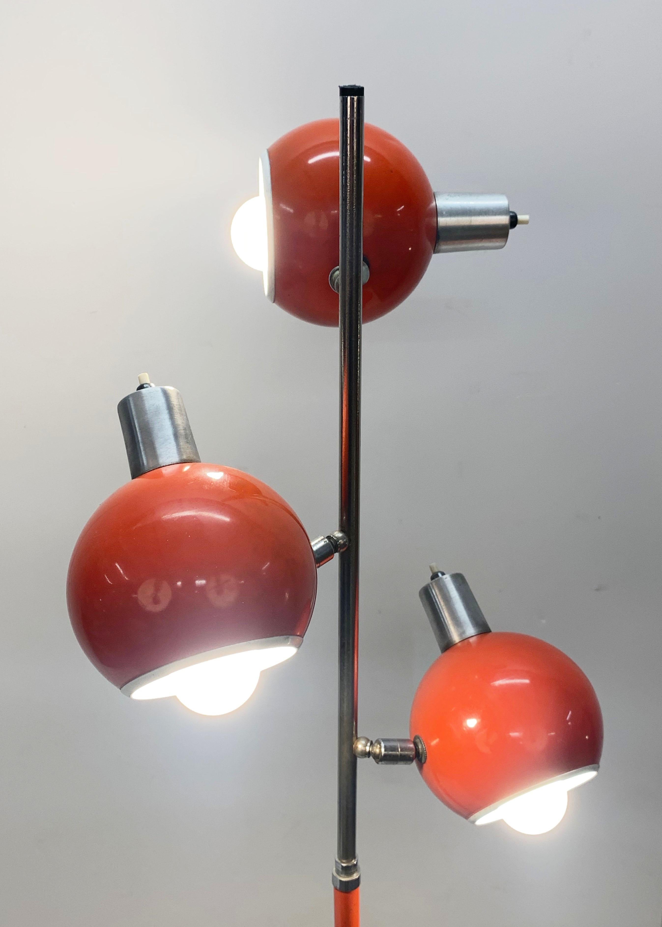 Midcentury Space Age Lacquered Orange Aluminium Luci Italia Floor Lamp, 1970s 6