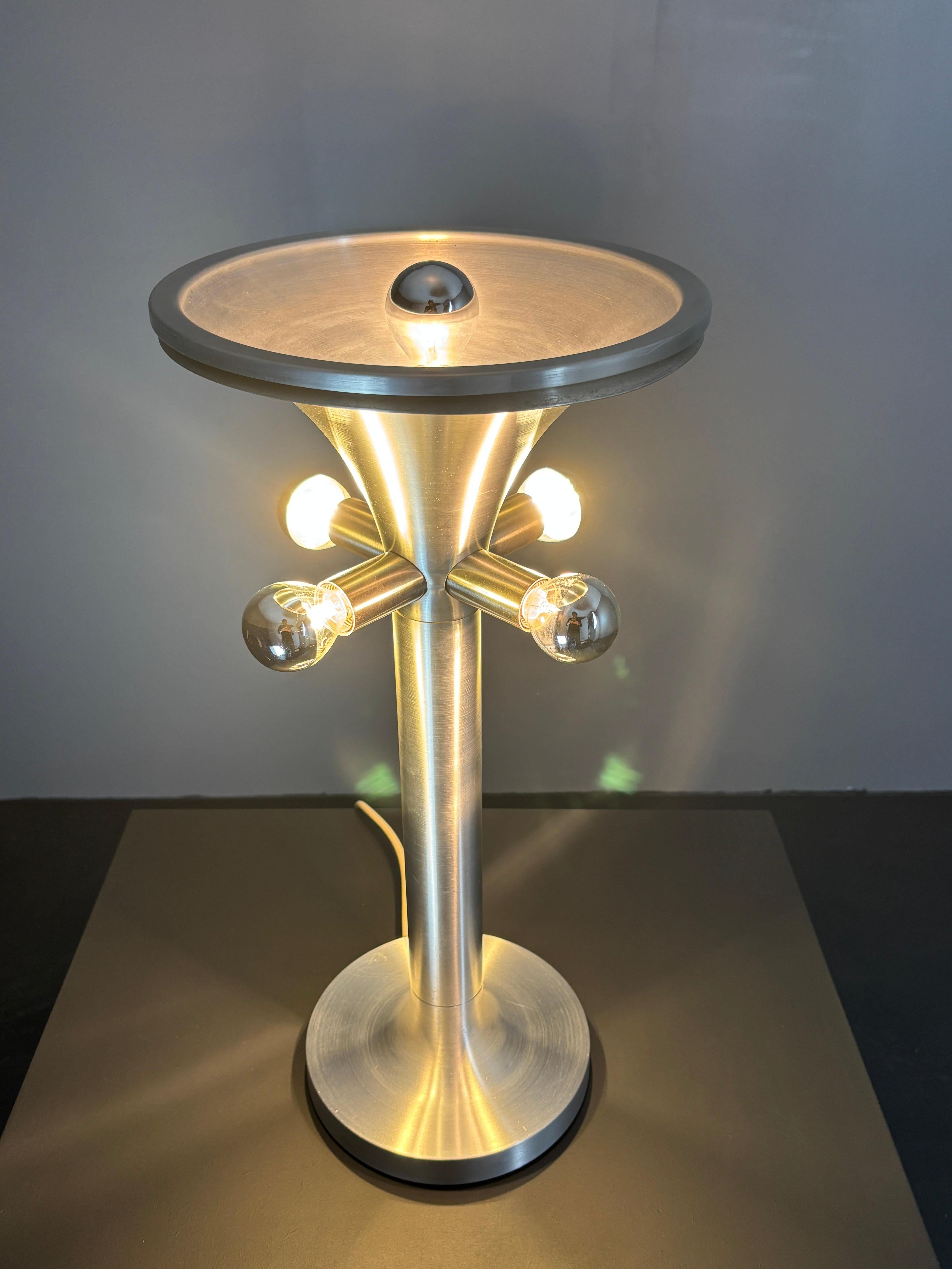 Midcentury space age large glass mushroom table lamprey Temde, 1960s In Good Condition For Sale In Zaandam, NL