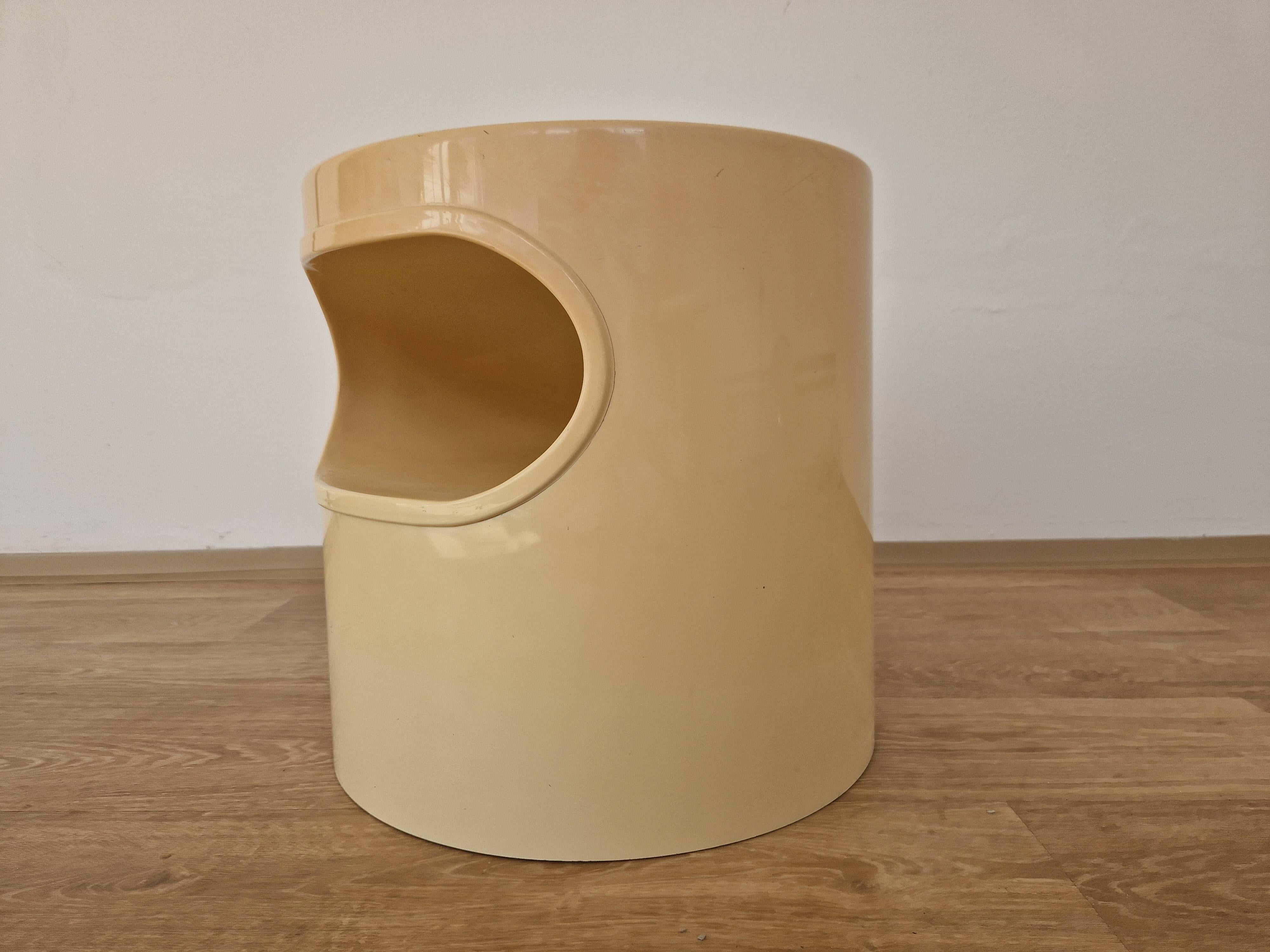 Mesa auxiliar Artemide Midcentury Space Age, diseño Emma Gismondi, Italia, años 60 en venta 6