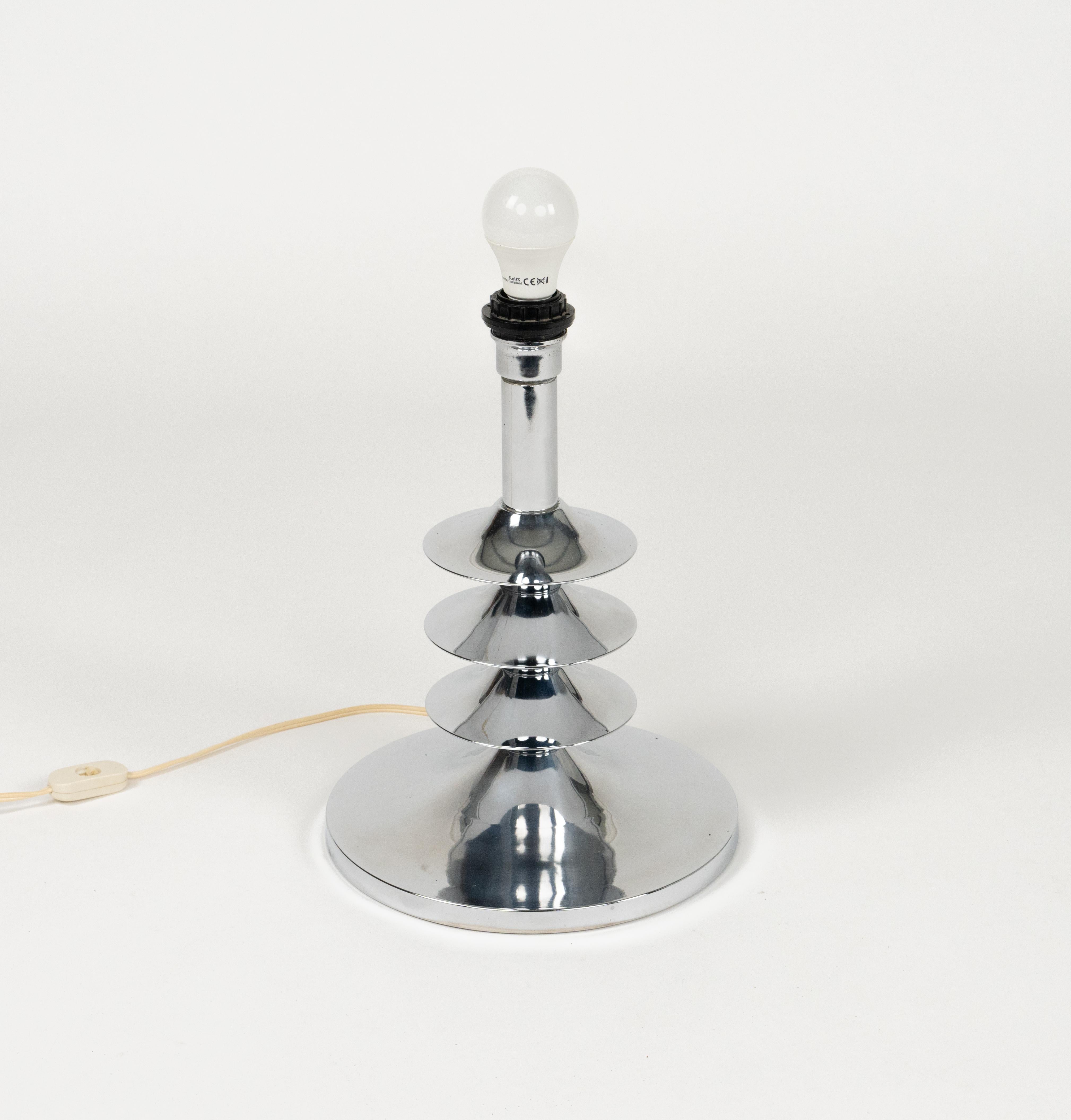 Lampe de table de l'ère spatiale du milieu du siècle dernier en chrome et tissu, Italie 1970 en vente 1