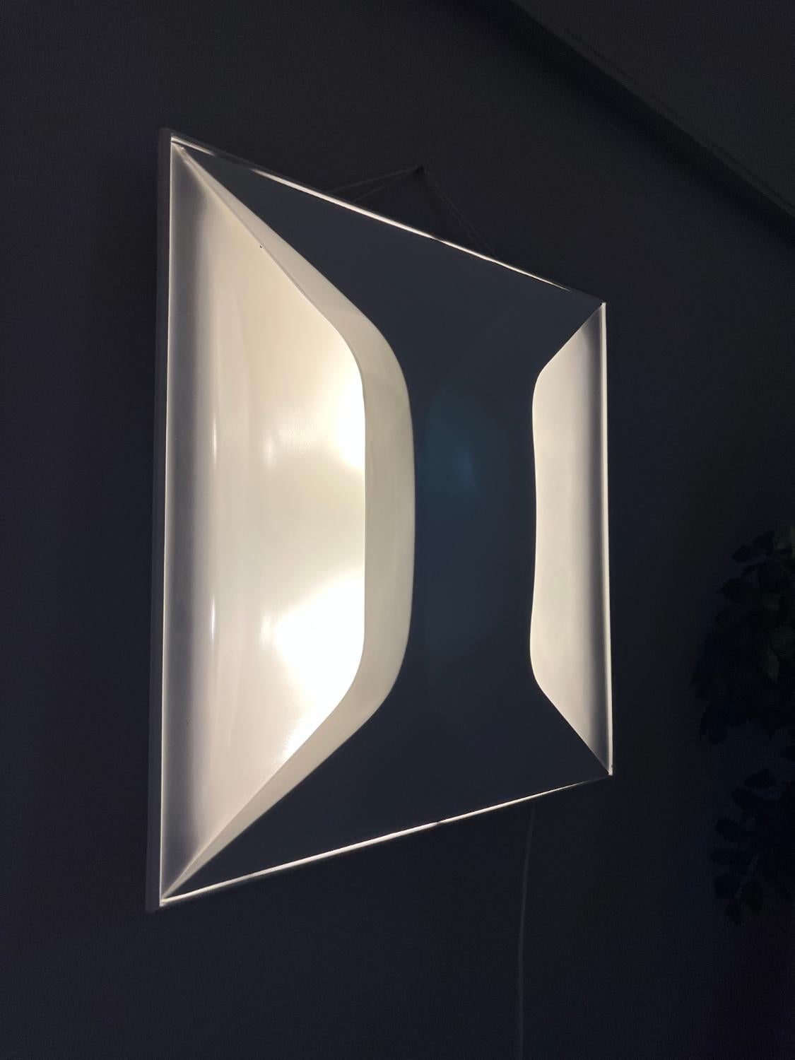 20th Century Midcentury Space Age White Oyster Panel Sconce Wall Floor Light Staff Leuchten