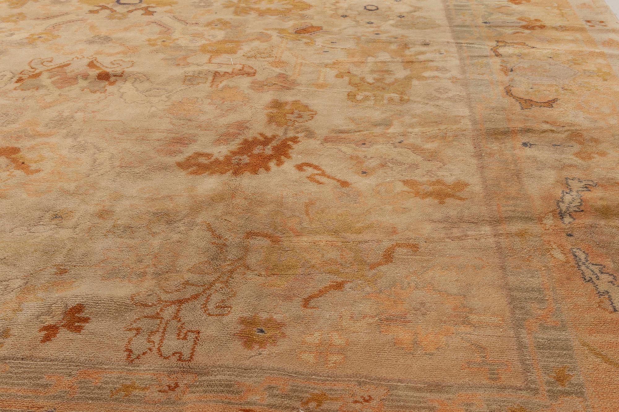 Midcentury Spanish Beige Hand Knotted Wool Rug In Good Condition For Sale In New York, NY