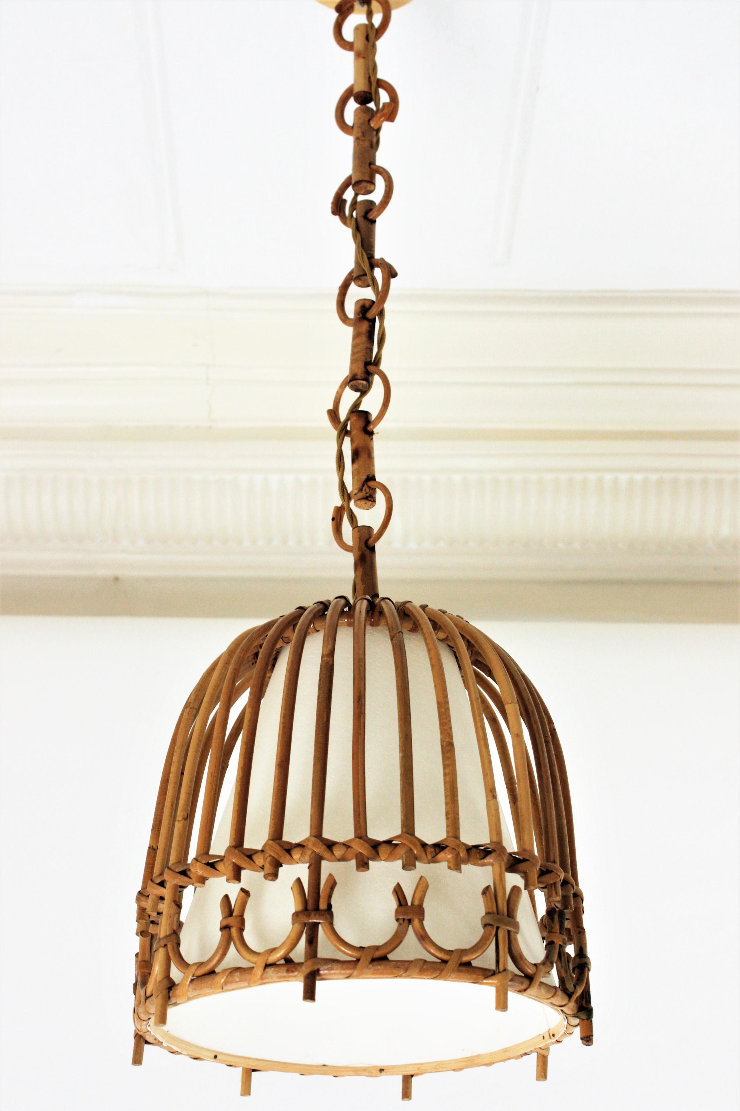 Rattan and Bamboo Spanish Midcentury Bell Pendant Hanging Light, 1960s In Excellent Condition In Barcelona, ES