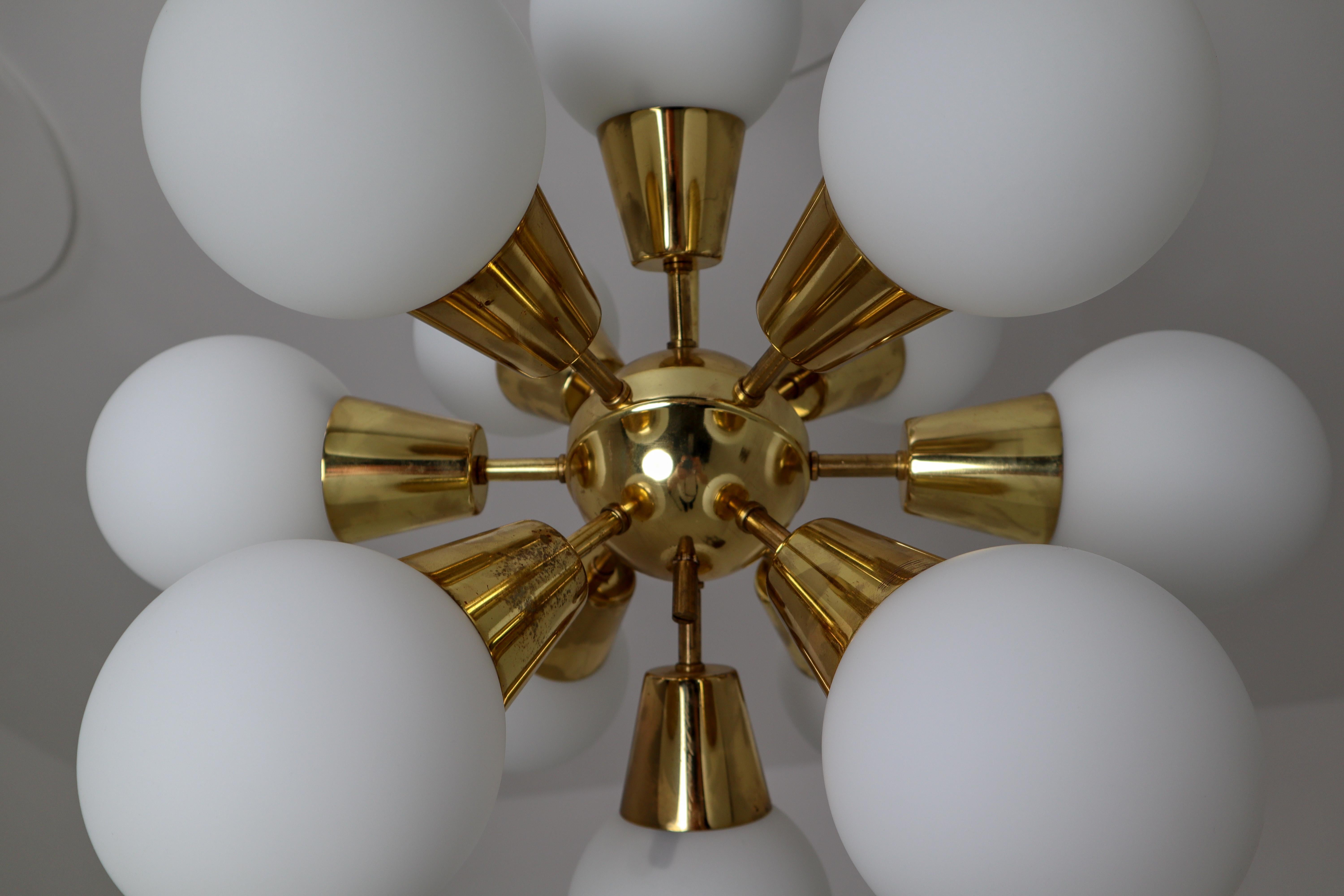 Czech Midcentury Sputnik Chandelier in Brass and Opaline Glass Spheres, Europe, 1970s