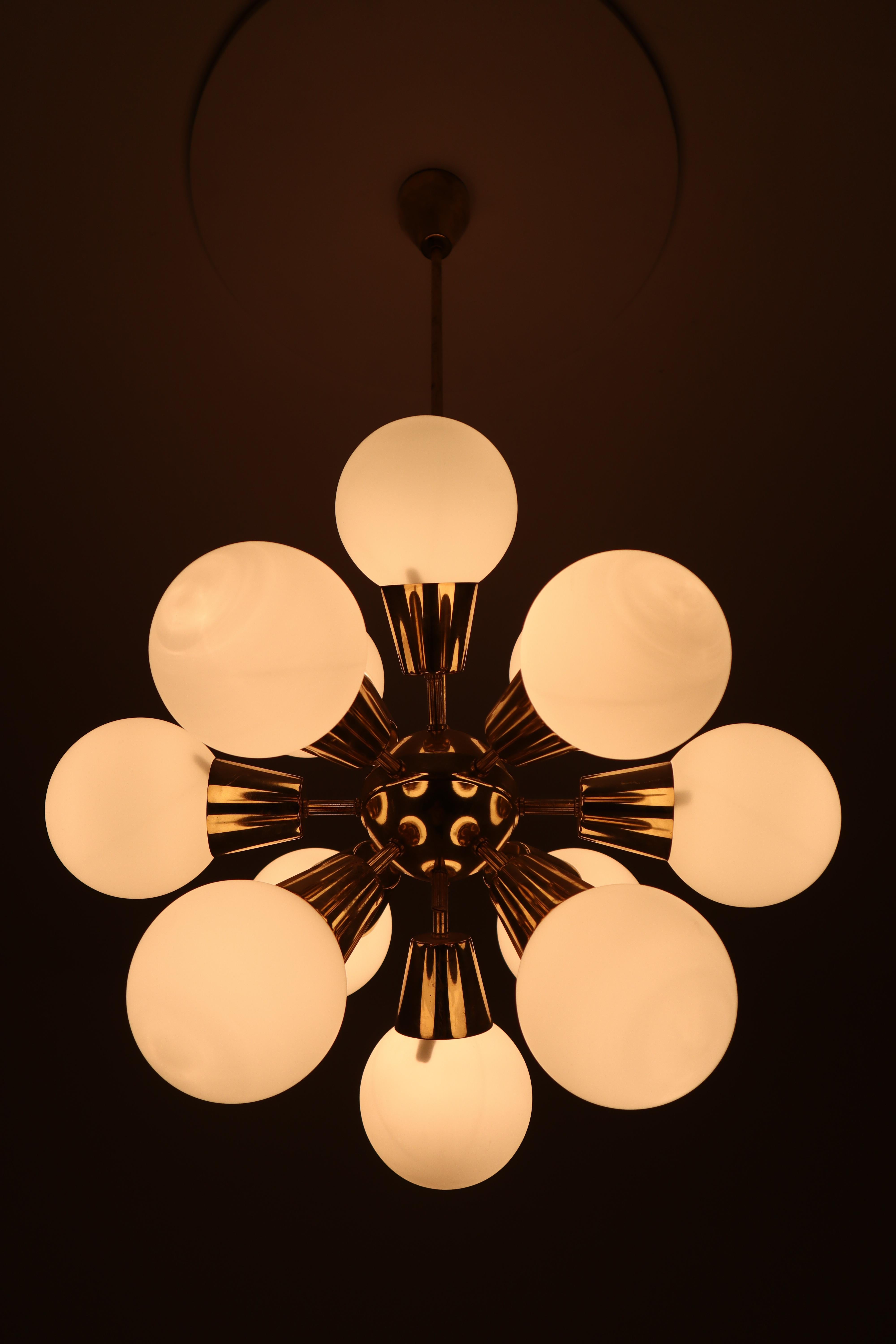 Midcentury Sputnik Chandelier in Brass and Opaline Glass Spheres, Europe, 1970s In Good Condition In Almelo, NL