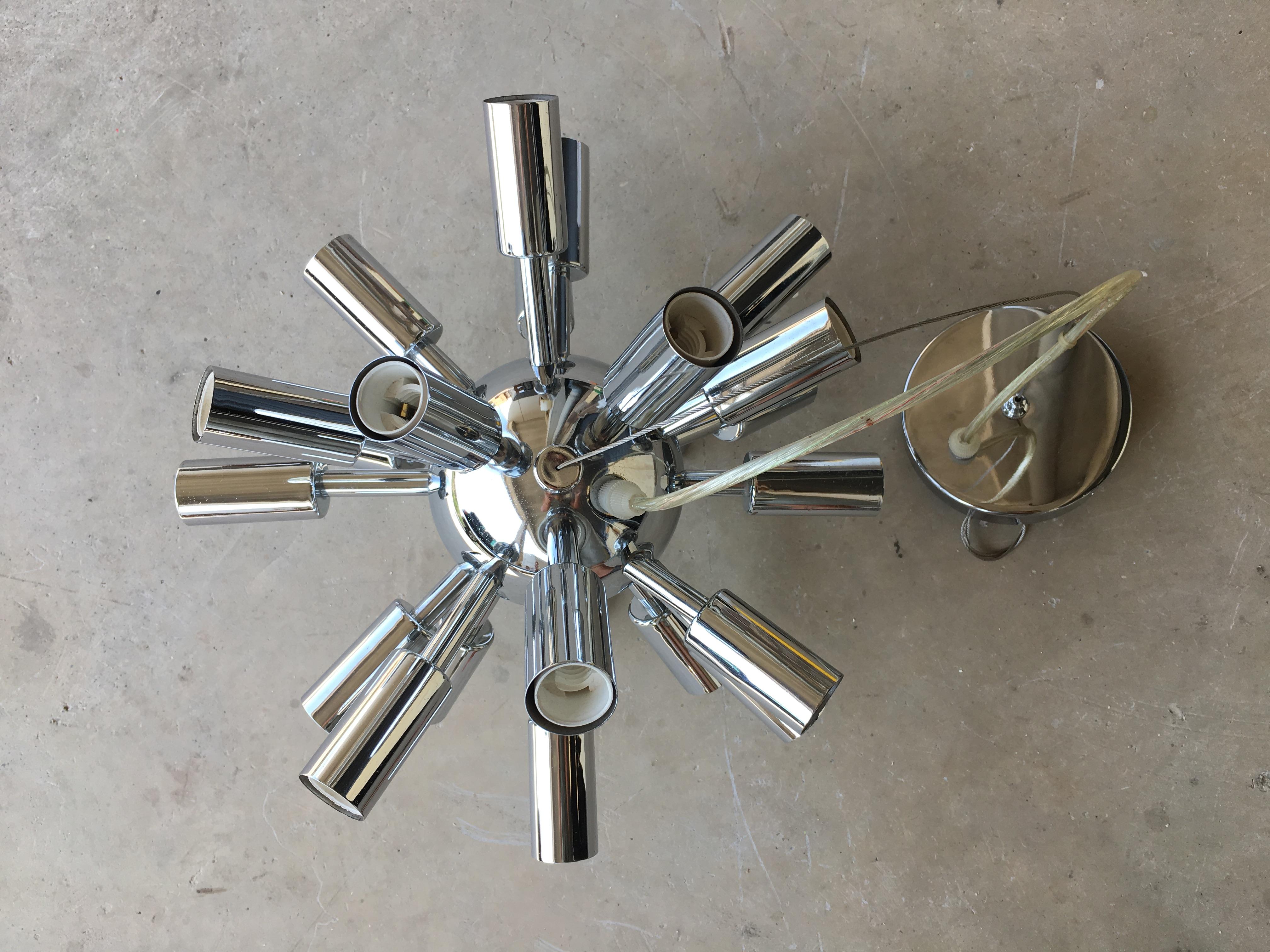 Midcentury Sputnik Chandelier Light Fixture in Polished Chrome, 1960s In Excellent Condition For Sale In Miami, FL