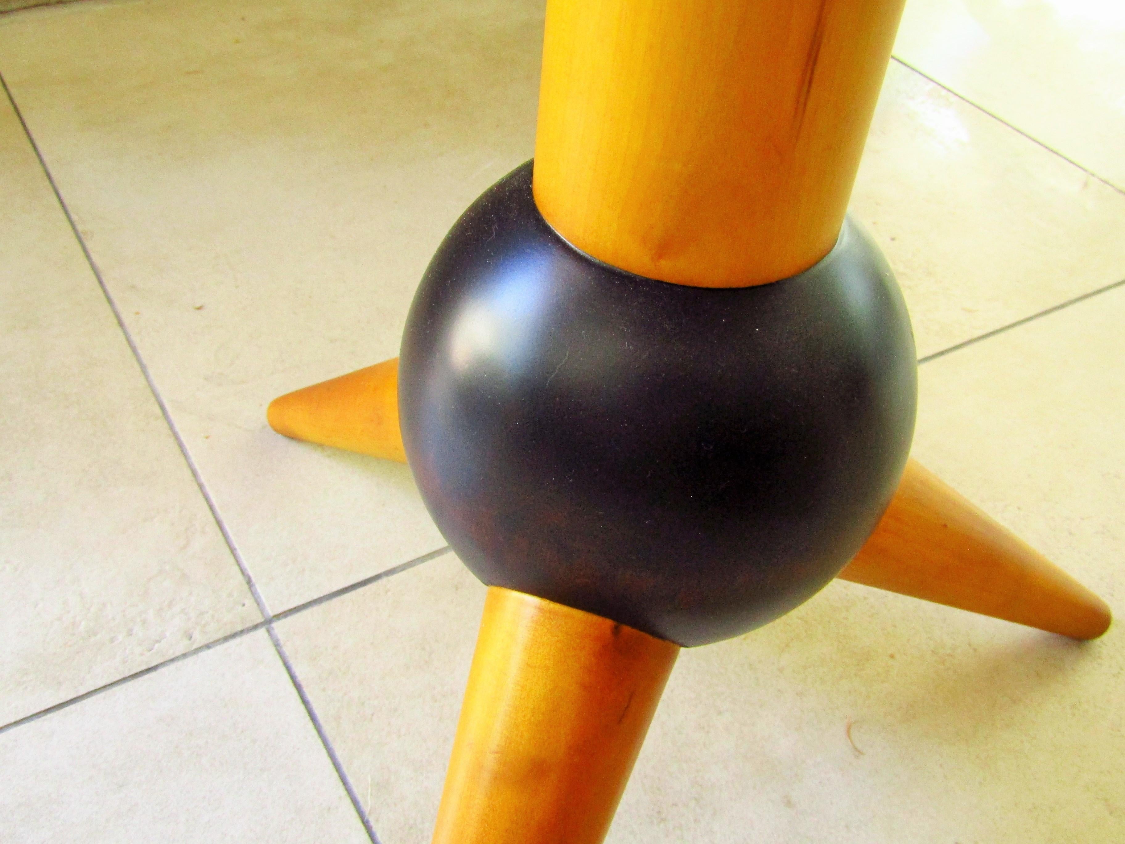 Mid-Century Modern Midcentury Sputnik Sidetable, France, 1960s For Sale