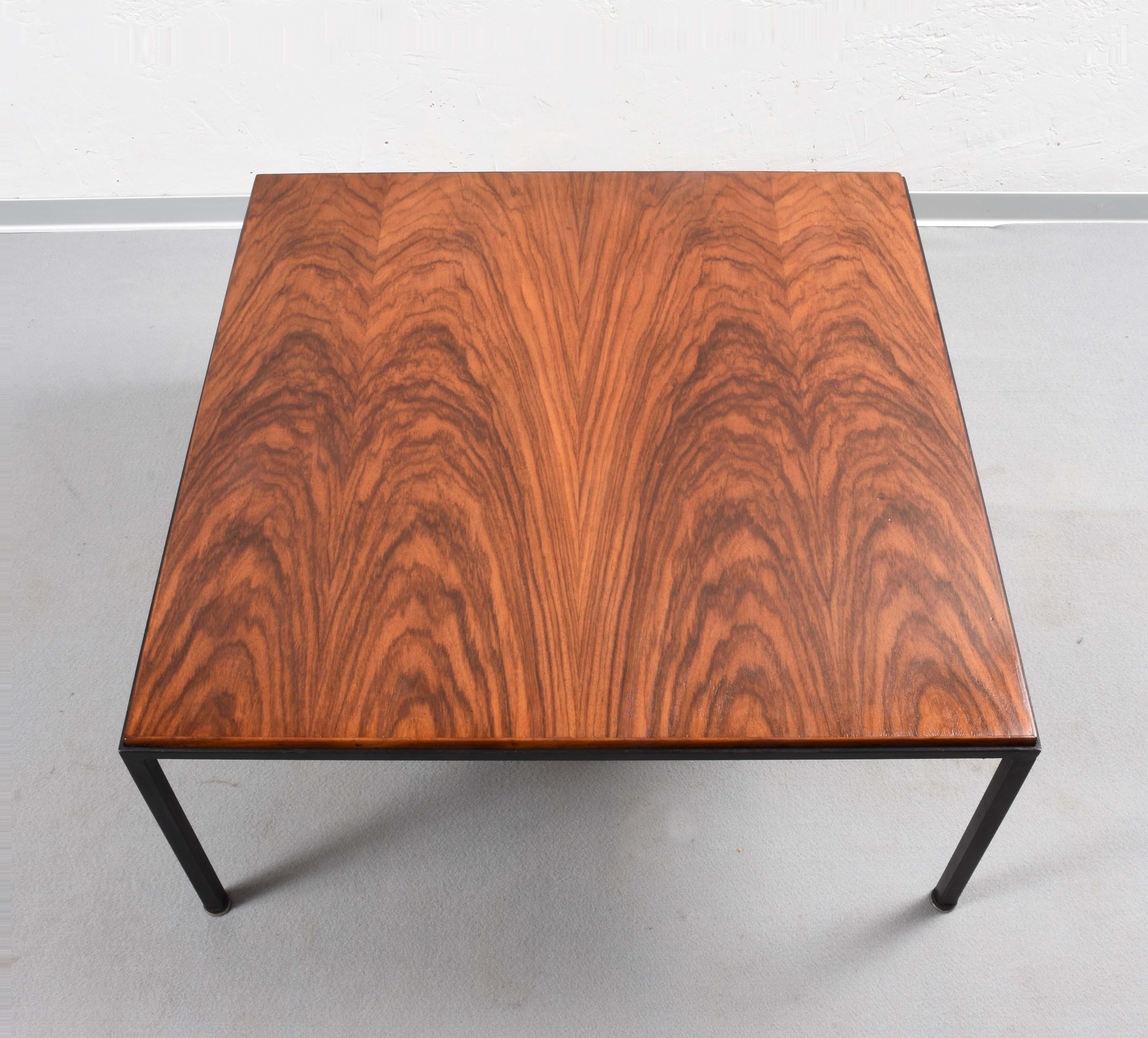 Midcentury Square Coffee Table in wood and Iron Italy 1960s Italia Design In Good Condition In Roma, IT