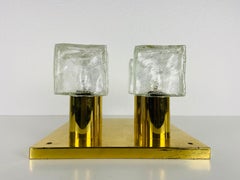 Empotrable cuadrado de cristal Ice de mediados de siglo de J.T. Kalmar, década de 1960