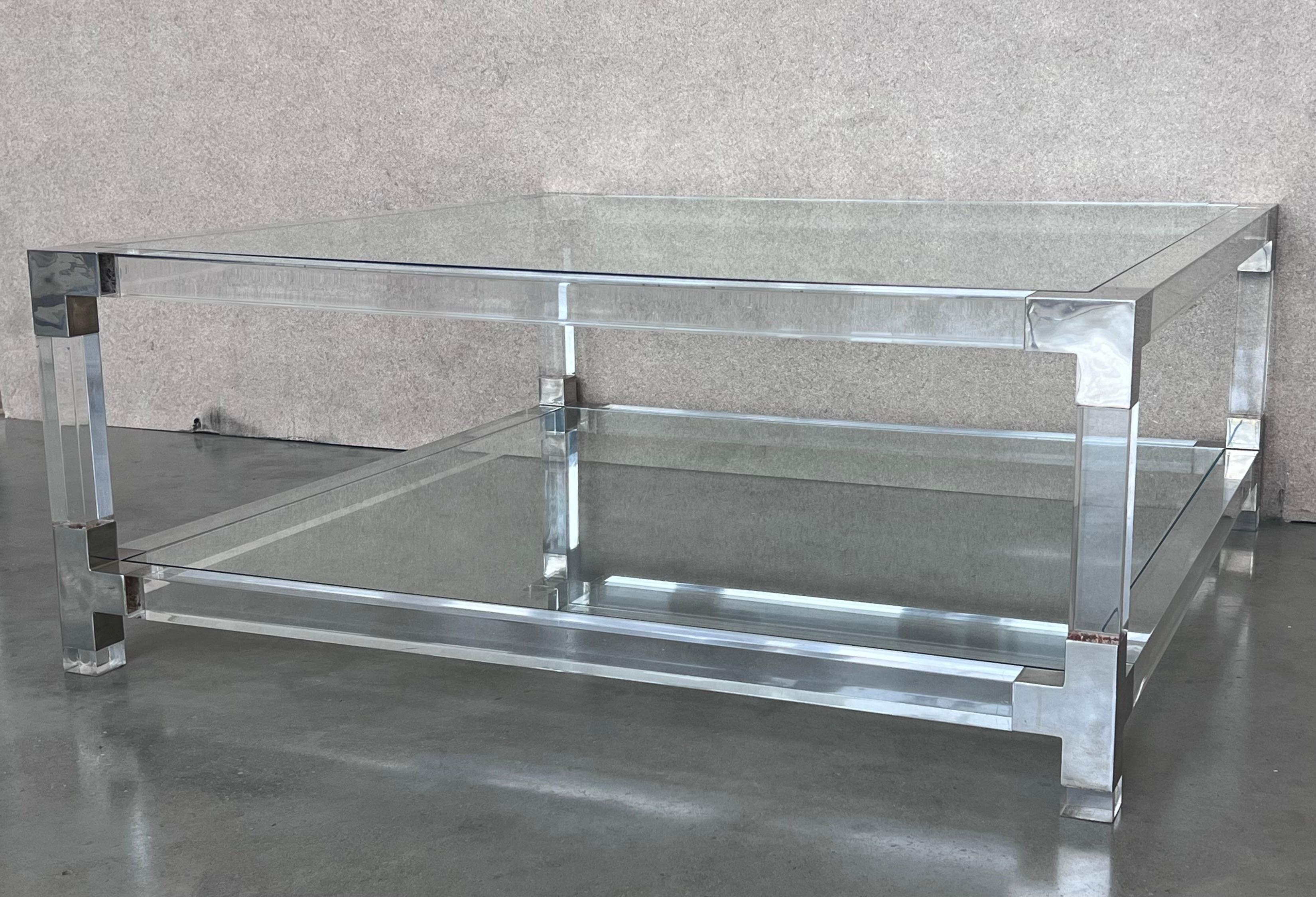 Midcentury Square Lucite Coffee Table with Chromed Metal Details In Good Condition For Sale In Miami, FL