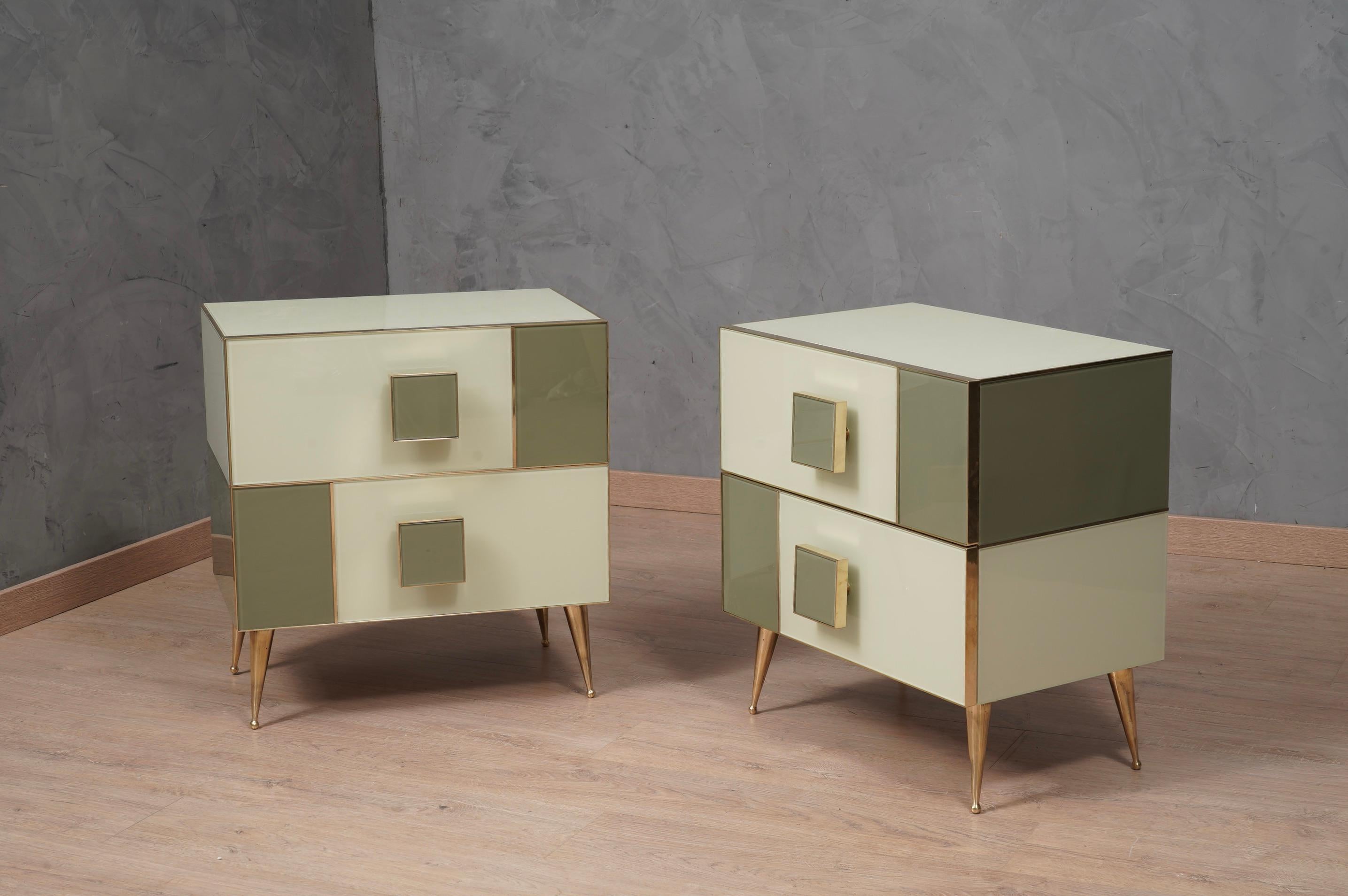 Square White and Dove-Gray Color Glass and Brass Night Stand, 2020 In Good Condition For Sale In Rome, IT